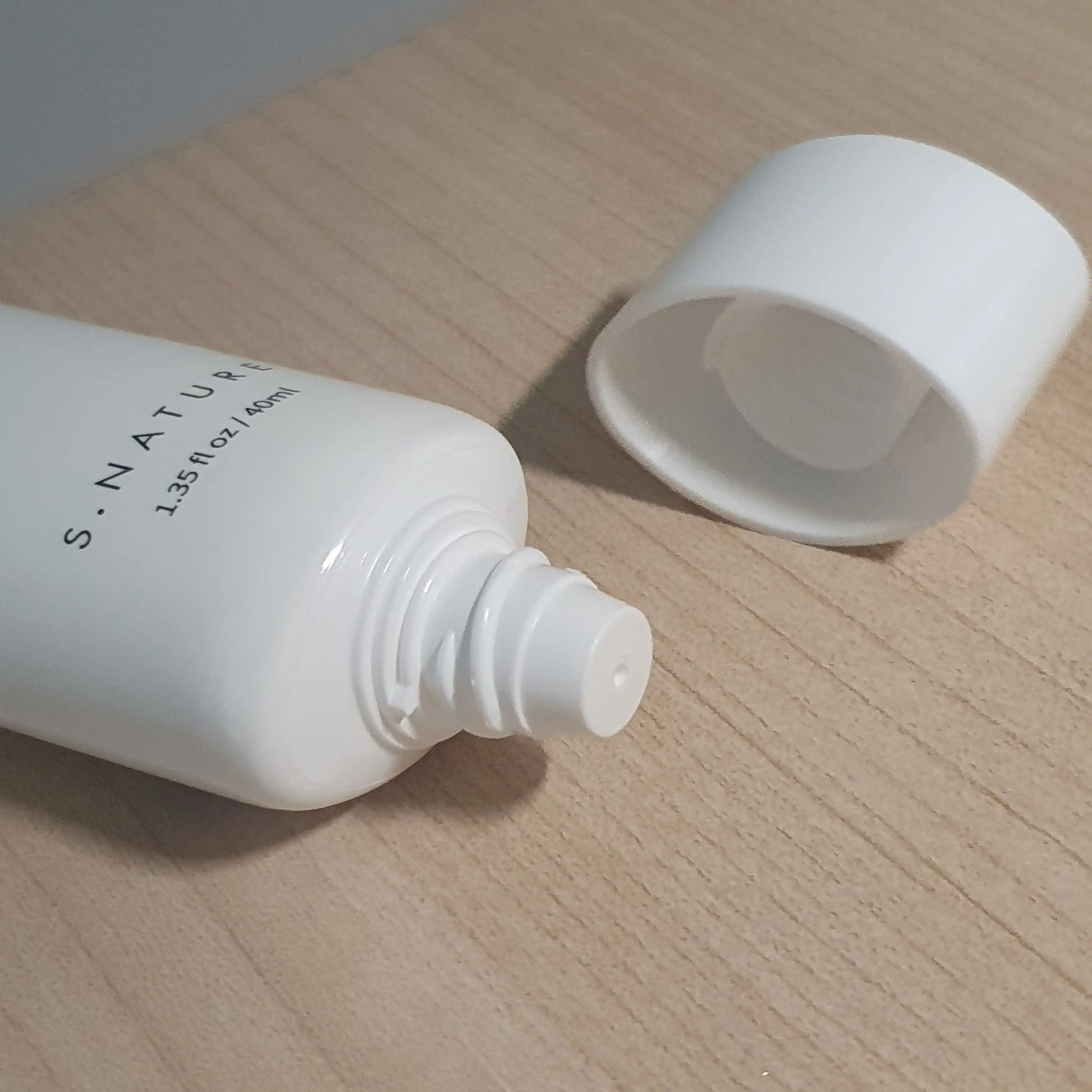 언니의파우치 리뷰 이미지 3 - [아쿠아 365 유브이 선크림 ]