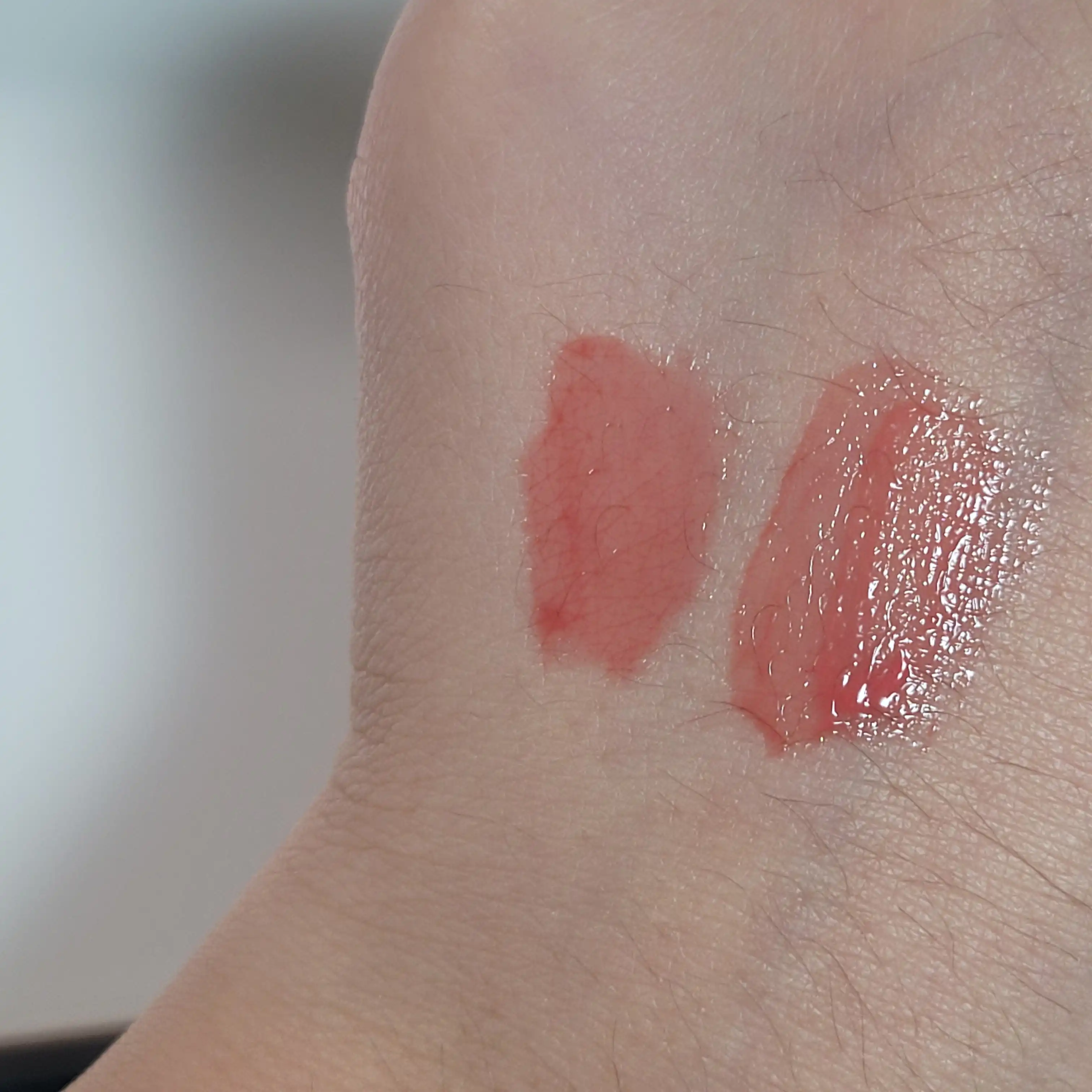 선택된 언니의파우치 리뷰 이미지 - [(컬러그램X잔망루피) 탕후루 탱글 틴트 밀크]