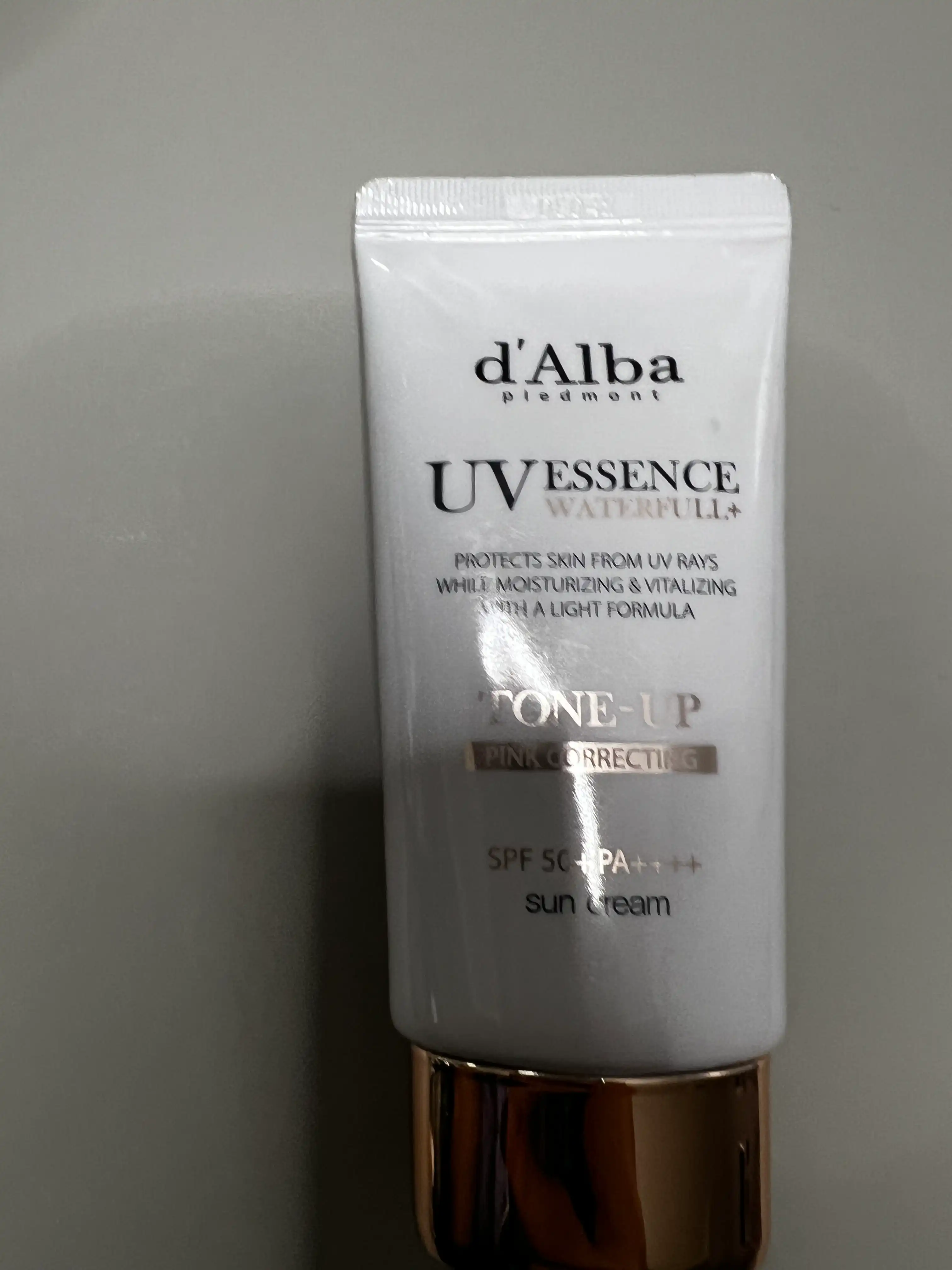 언니의파우치 리뷰 이미지 - [워터풀 핑크 톤업 선크림]