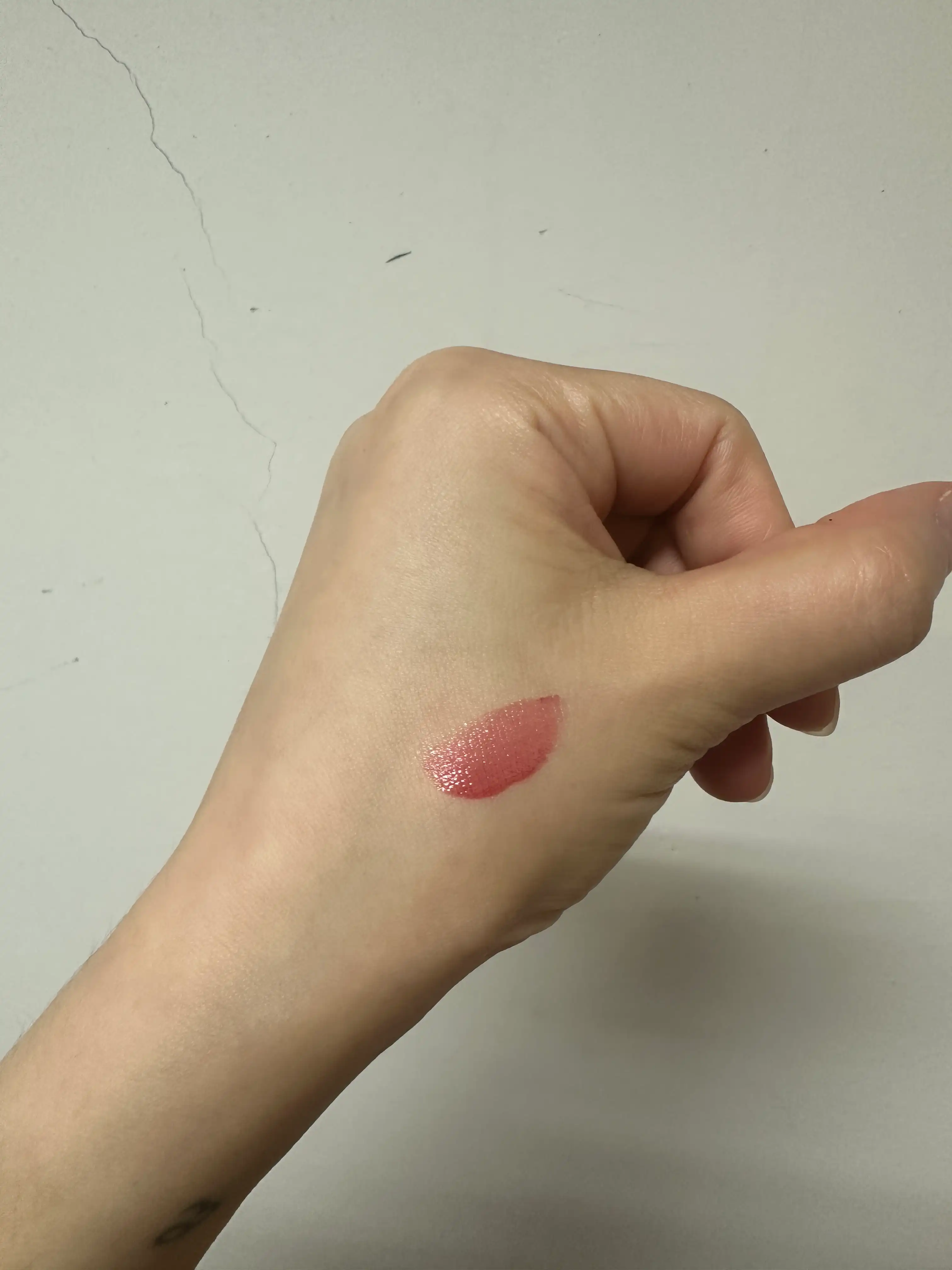 언니의파우치 리뷰 이미지 3 - [블러글로이 립 틴트]