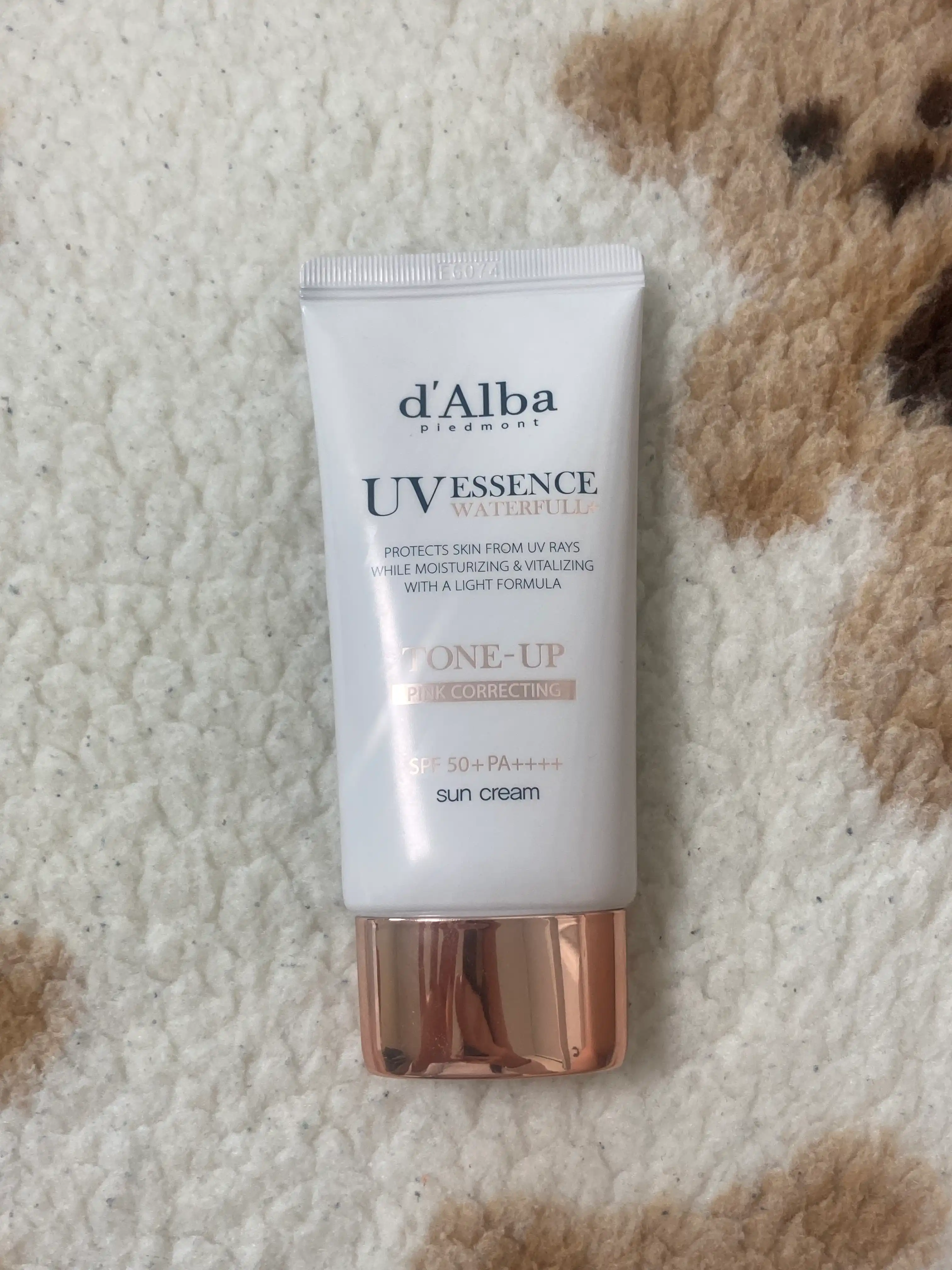 언니의파우치 리뷰 이미지 - [워터풀 에센스 선크림]