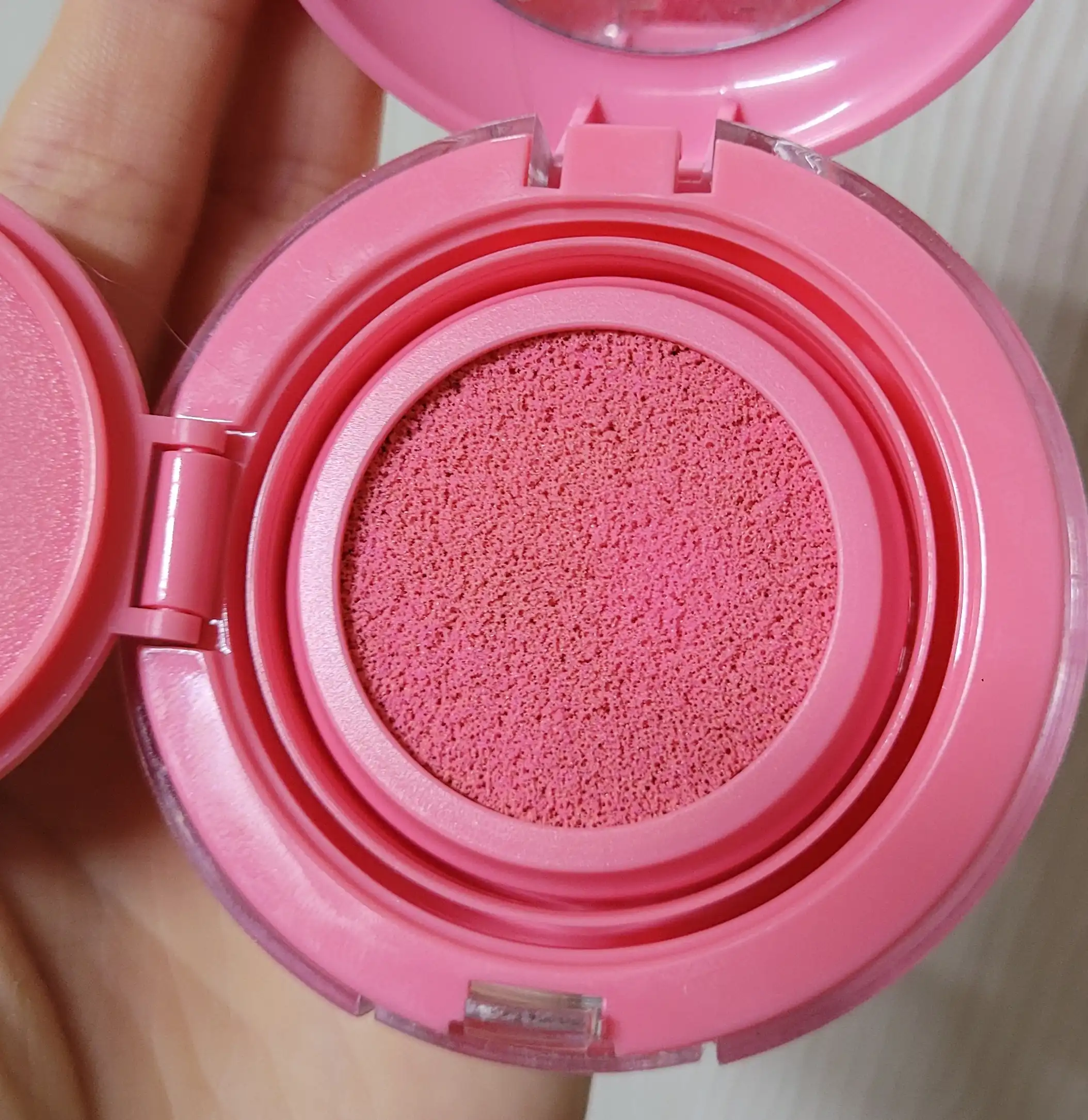 언니의파우치 리뷰 이미지 2 - [수분 쿠션 블러셔]