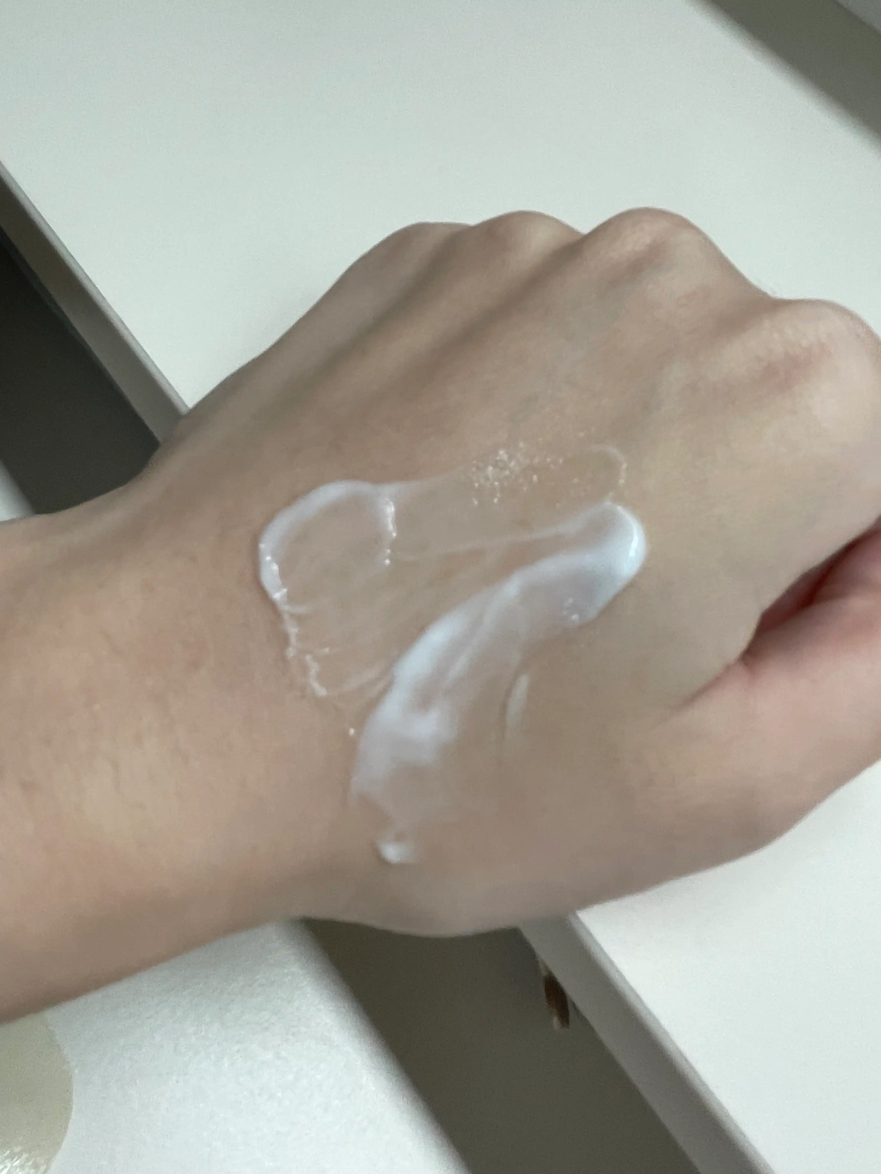 언니의파우치 리뷰 이미지 2 - [레이비 산양유 바디로션]