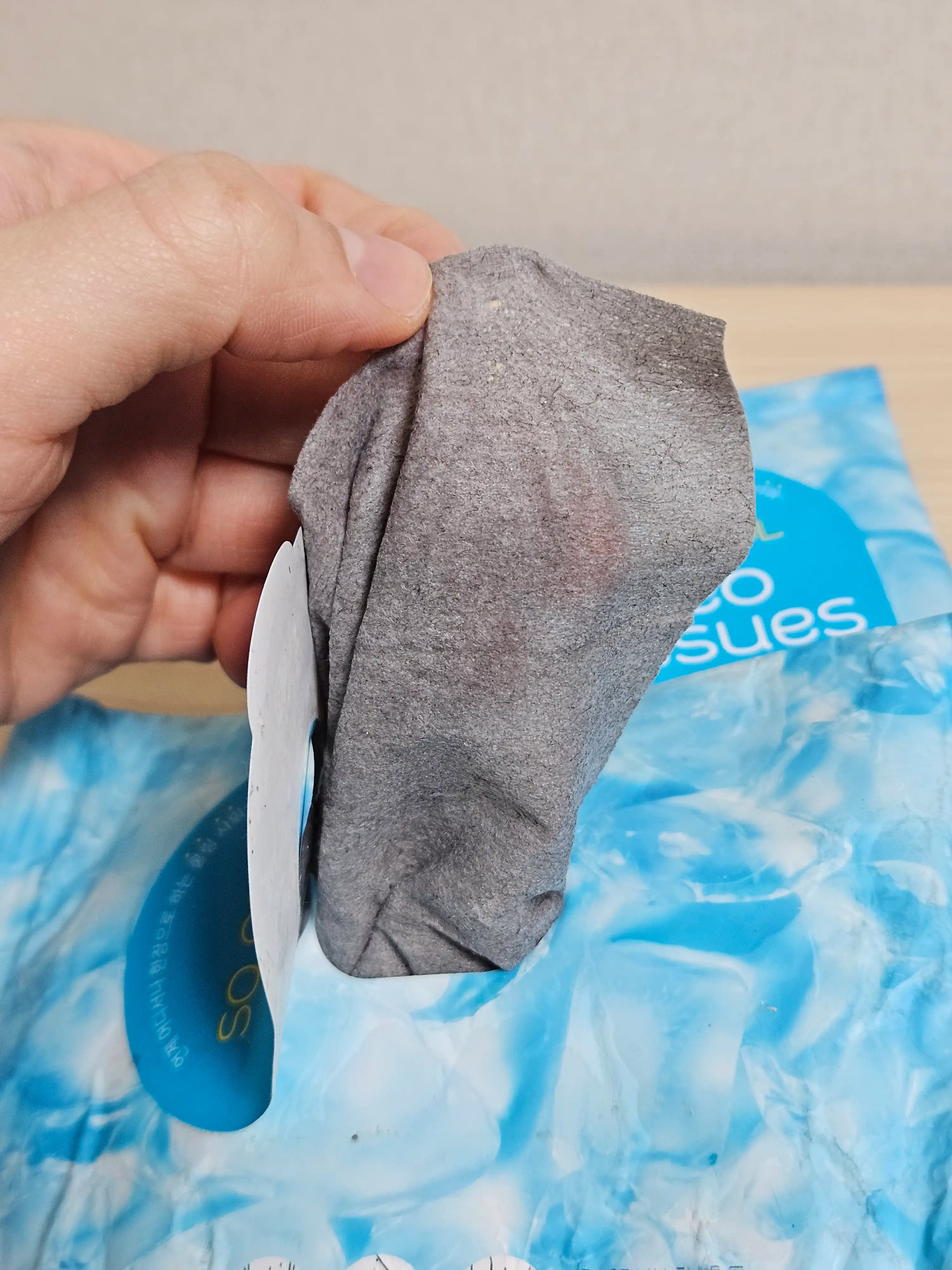 언니의파우치 리뷰 이미지 3 - [쏘 쿨 데오 데오드란트 티슈]