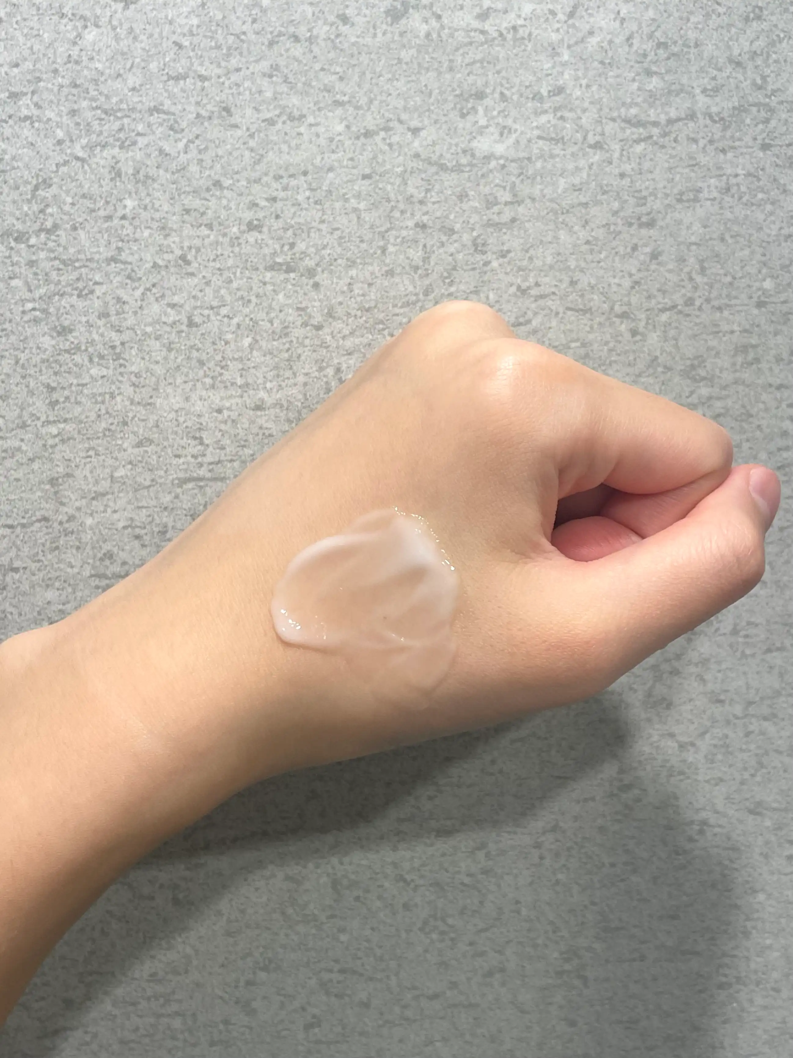 언니의파우치 리뷰 이미지 3 - [세라마이드 아토 로션]