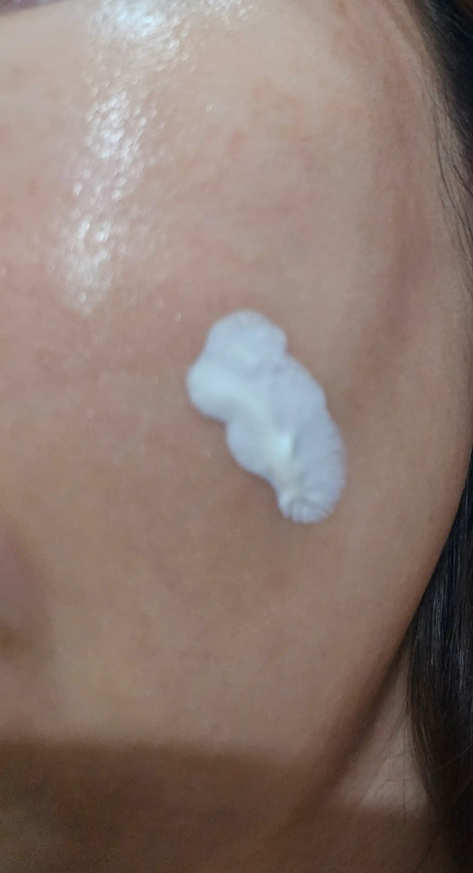 언니의파우치 리뷰 이미지 2 - [비타 리얼 토닝 선세럼 ]