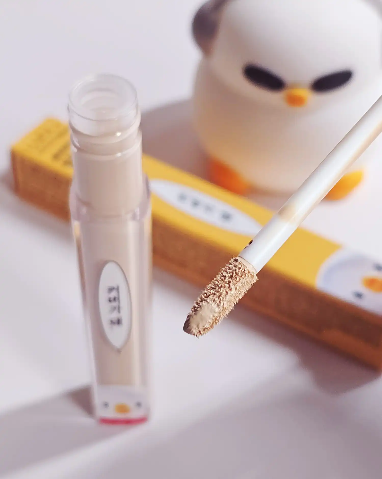 언니의파우치 리뷰 이미지 2 - [(루나X베베더오리) 롱래스팅 팁 컨실러]