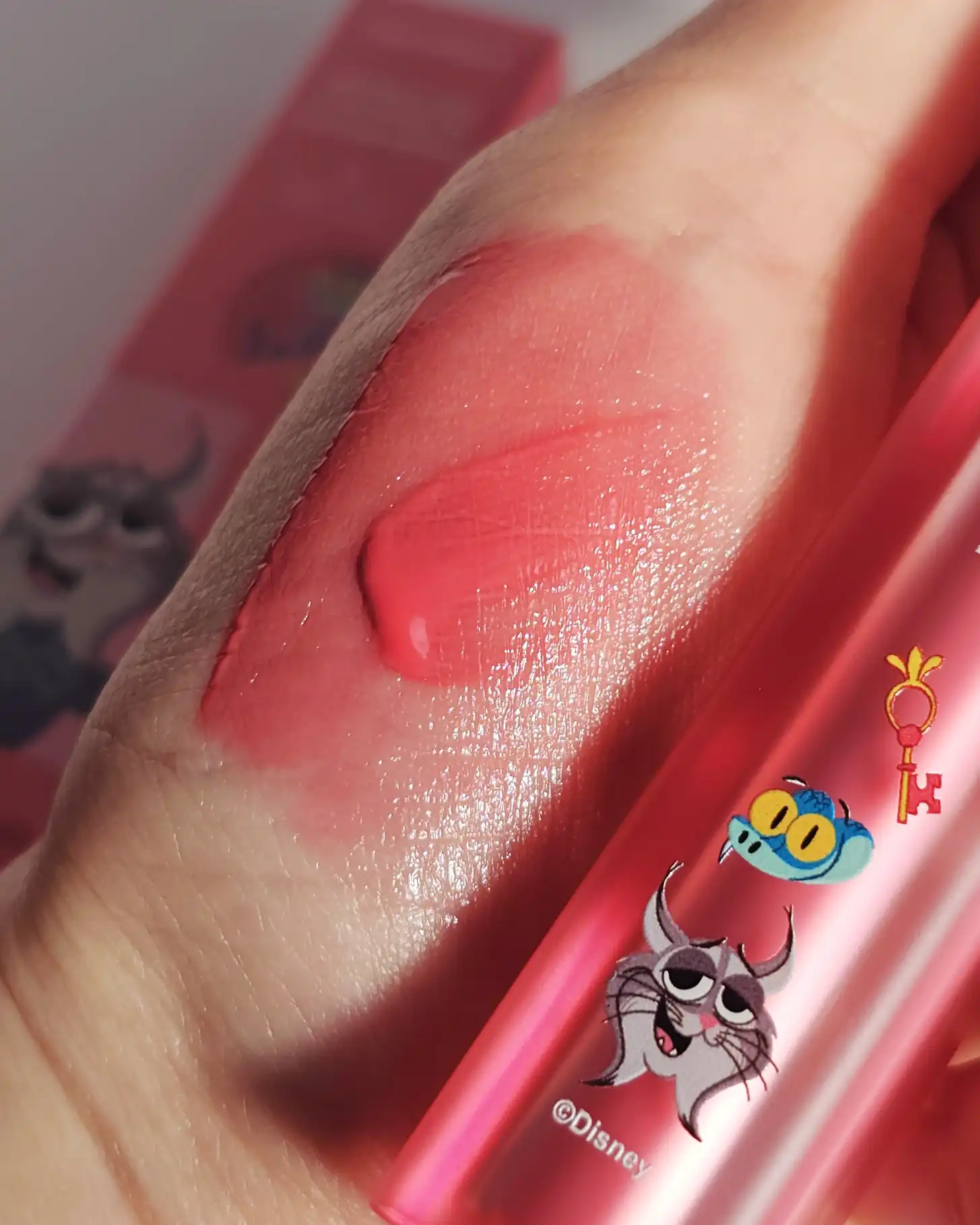 언니의파우치 리뷰 이미지 2 - [(주토피아 에디션) 퍼펙트 립스 쇼킹립]