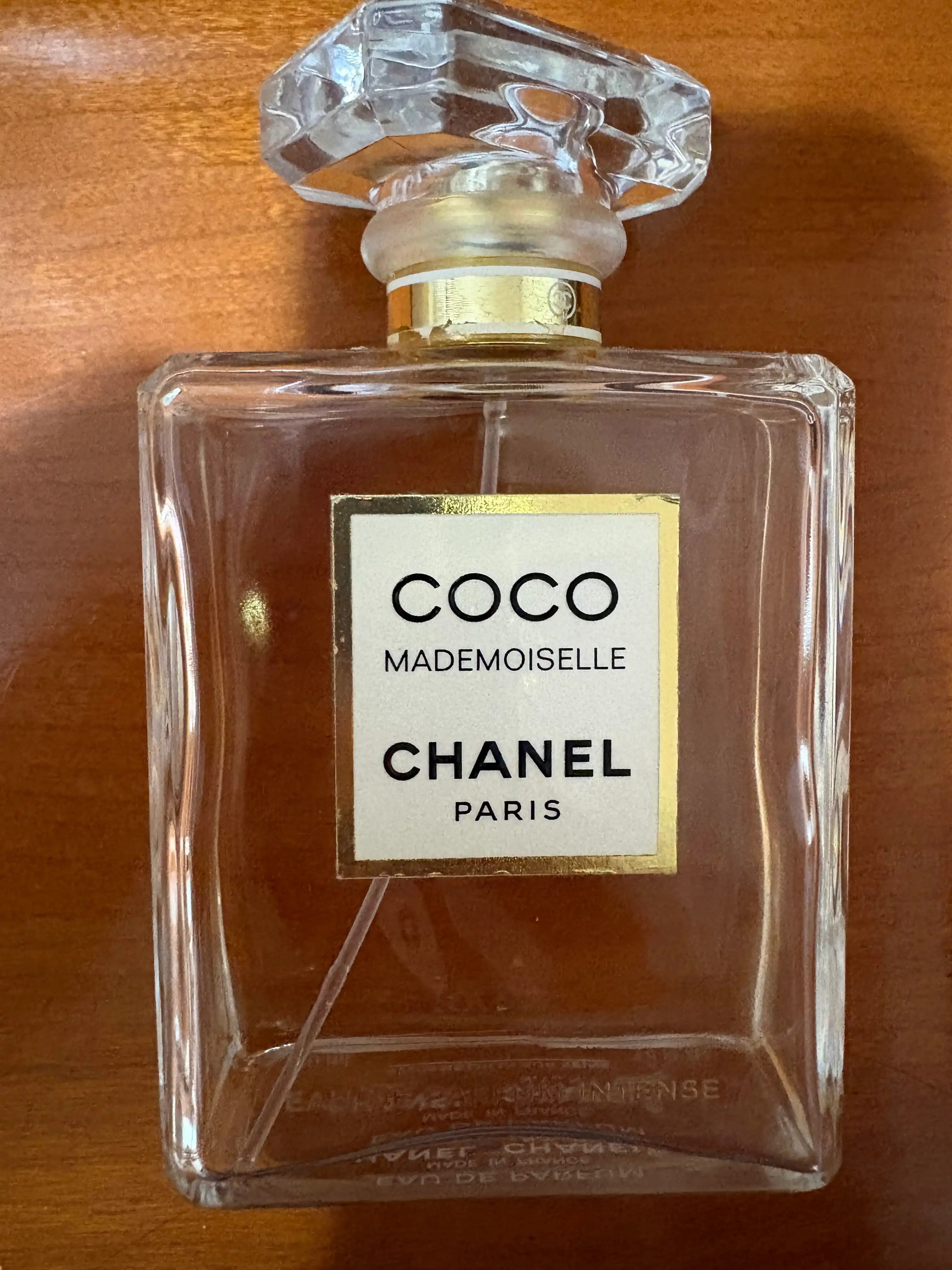 언니의파우치 리뷰 이미지 2 - [코코 마드모아젤 오 드 빠르펭 엥땅스]