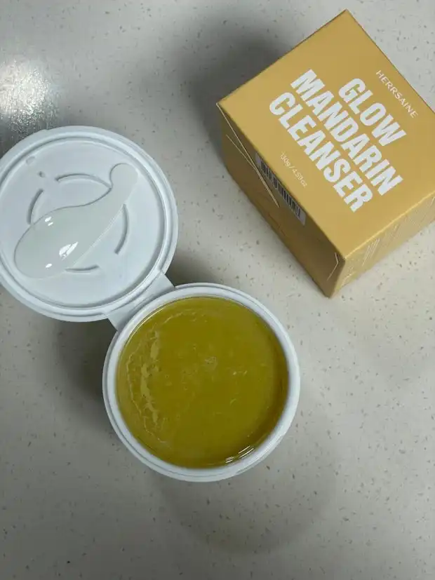 언니의파우치 리뷰 이미지 2 - [글로우 만다린 클렌저]