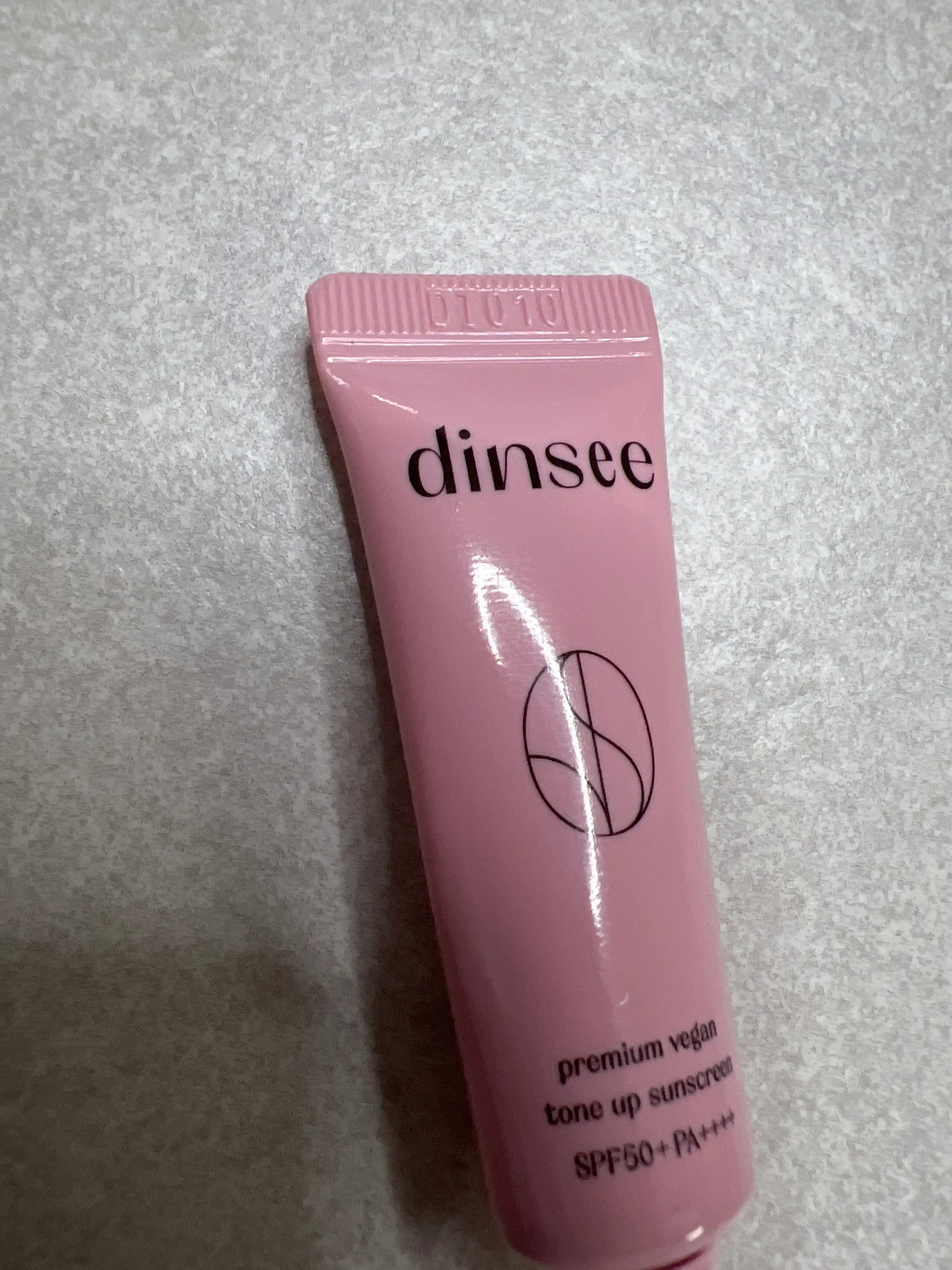 언니의파우치 리뷰 이미지 - [프리미엄 비건 톤업 선크림]