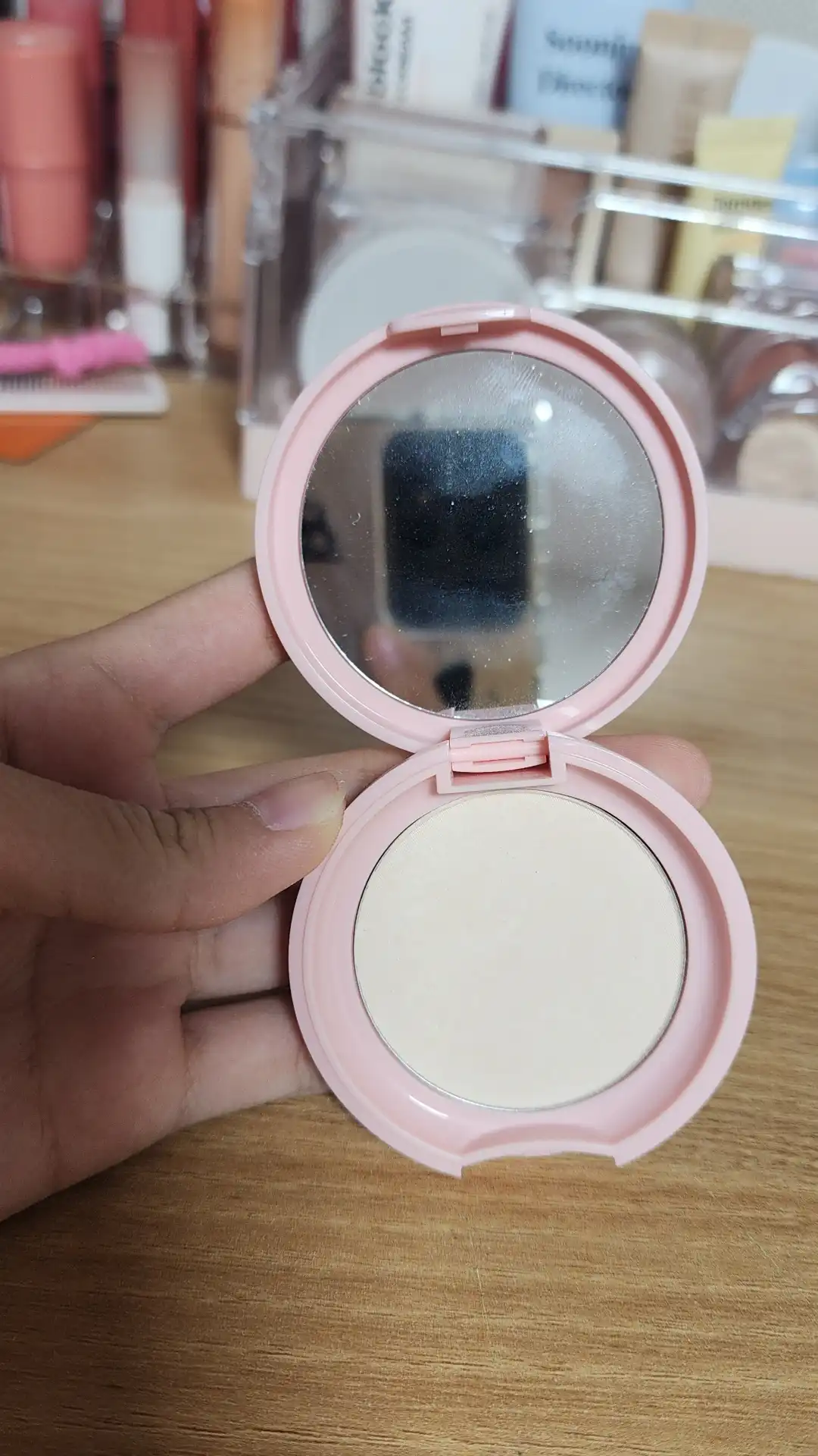 언니의파우치 리뷰 이미지 3 - [오일 쏙쏙 피니쉬 파우더 팩트]