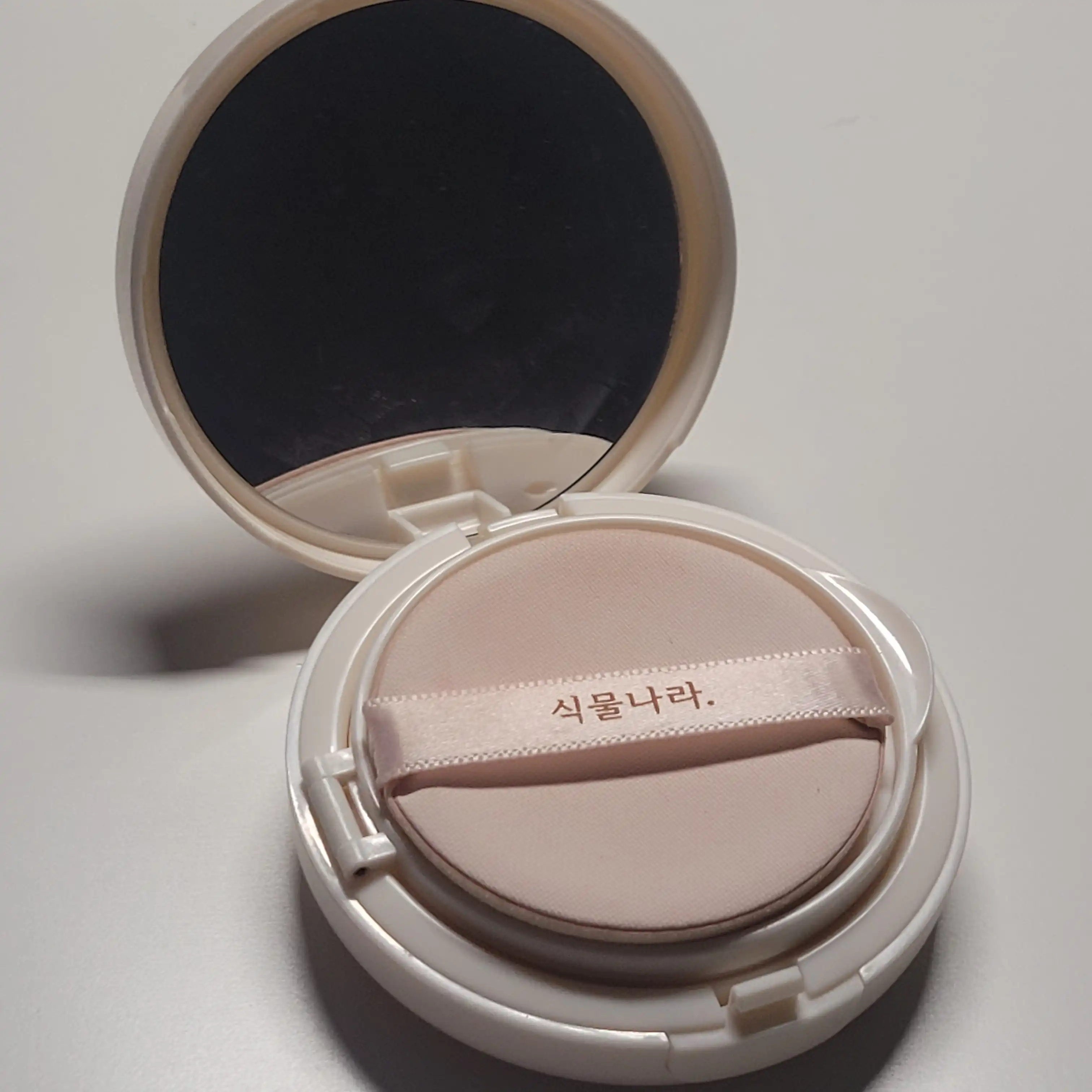 선택된 언니의파우치 리뷰 이미지 - [뽀얀쌀 생기 톤업 선 쿠션]