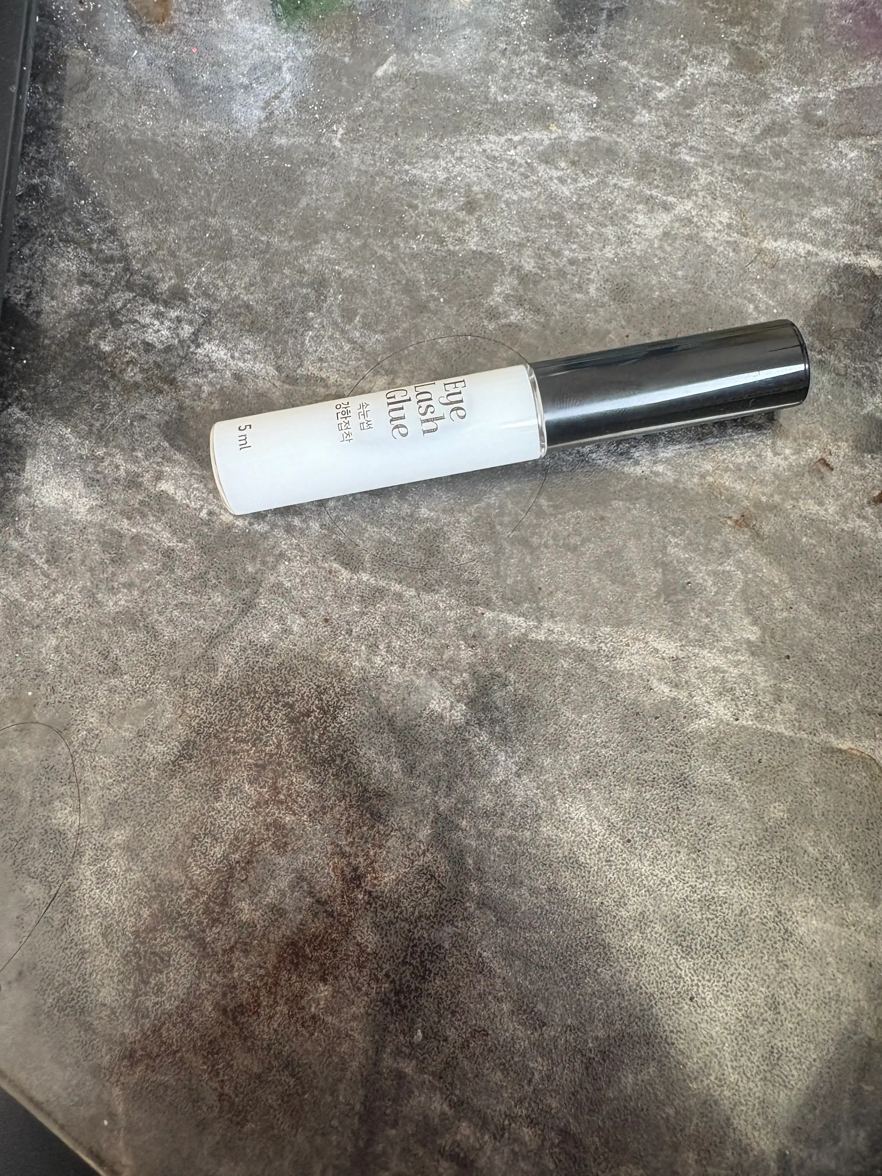 언니의파우치 리뷰 이미지 2 - [속눈썹 접착제 겸 쌍꺼풀액]