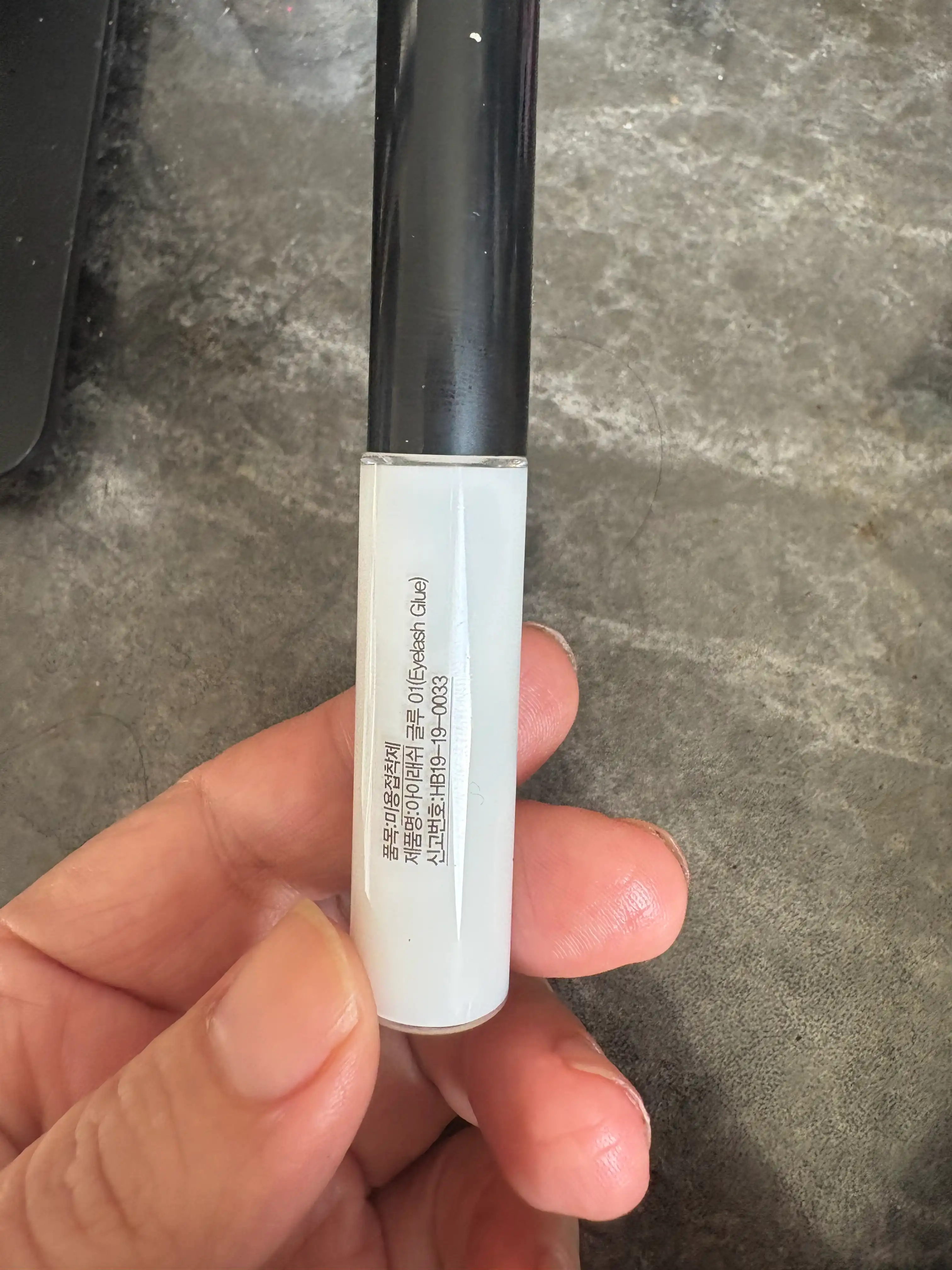 언니의파우치 리뷰 이미지 - [속눈썹 접착제 겸 쌍꺼풀액]
