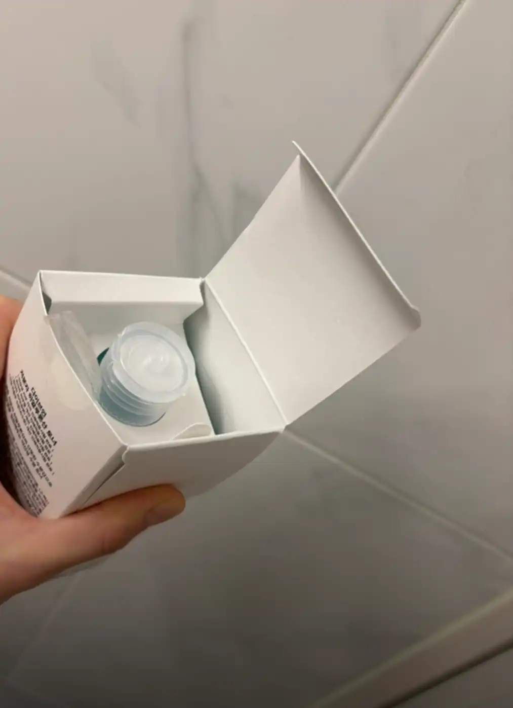 언니의파우치 리뷰 이미지 3 - [다이브인 저분자 히알루론산 토너]