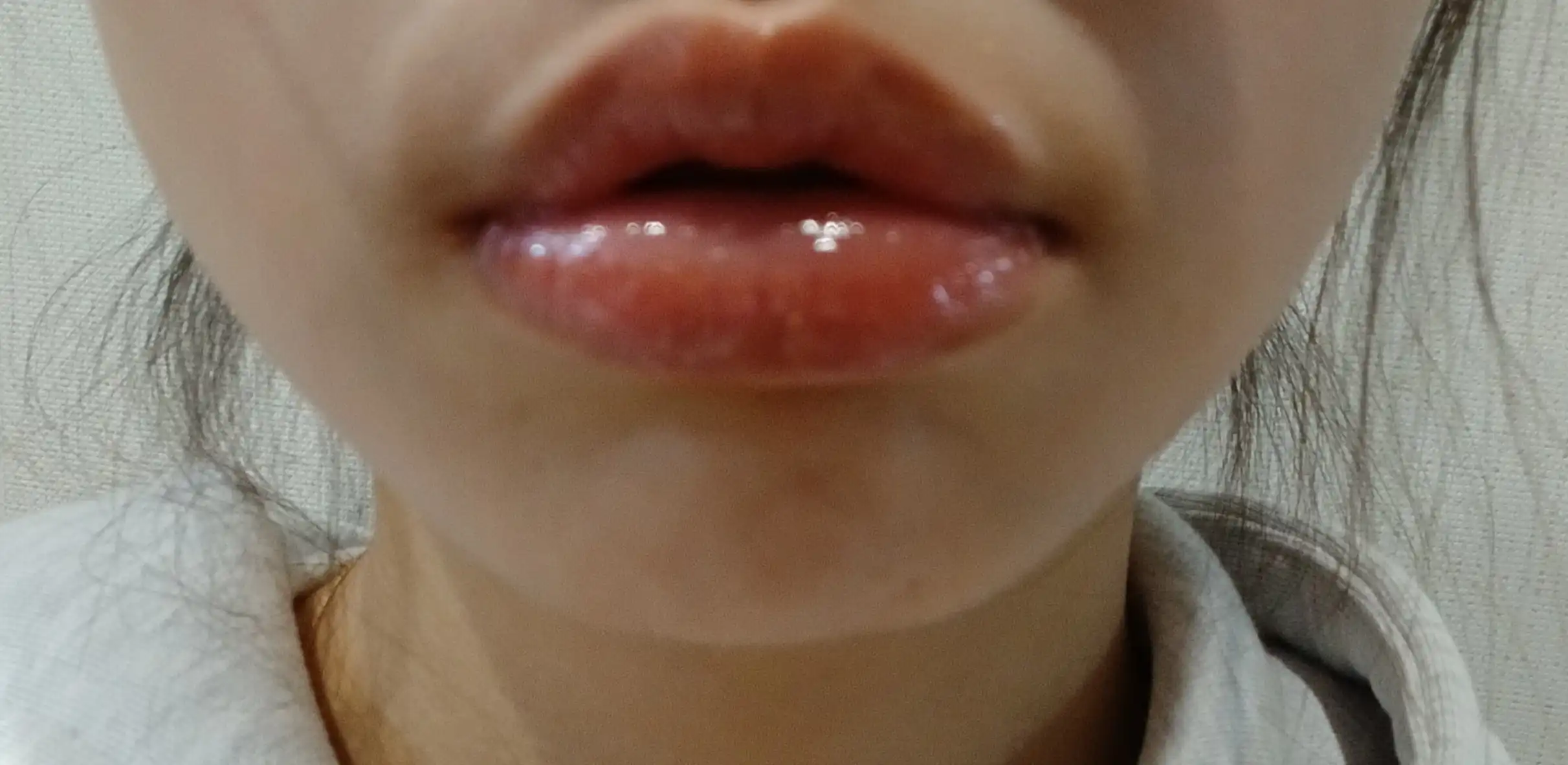 언니의파우치 리뷰 이미지 2 - [솔리드인 세라마이드 립 에센스]