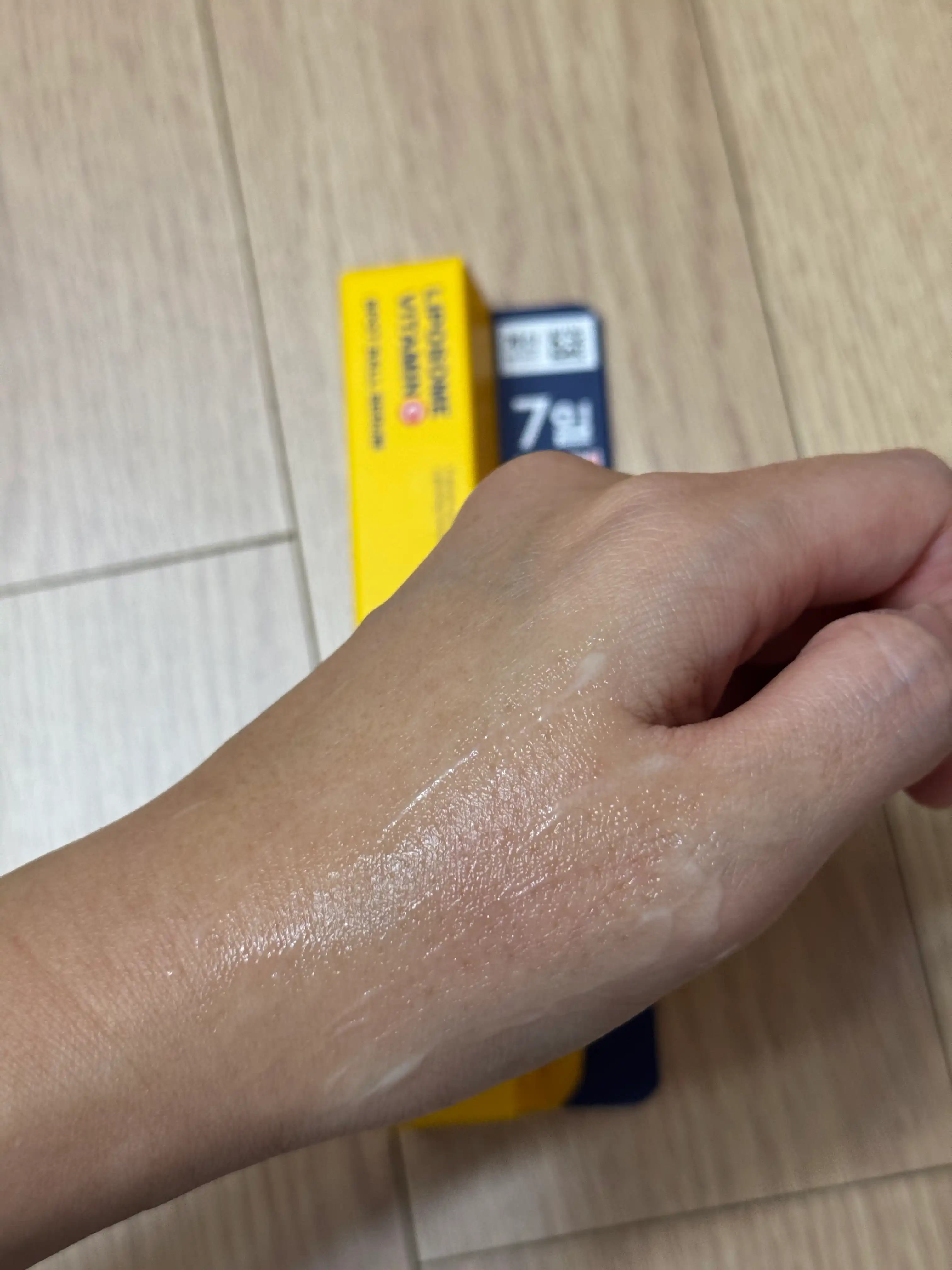 언니의파우치 리뷰 이미지 4 - [리포좀 비타민C 기미볼세럼]