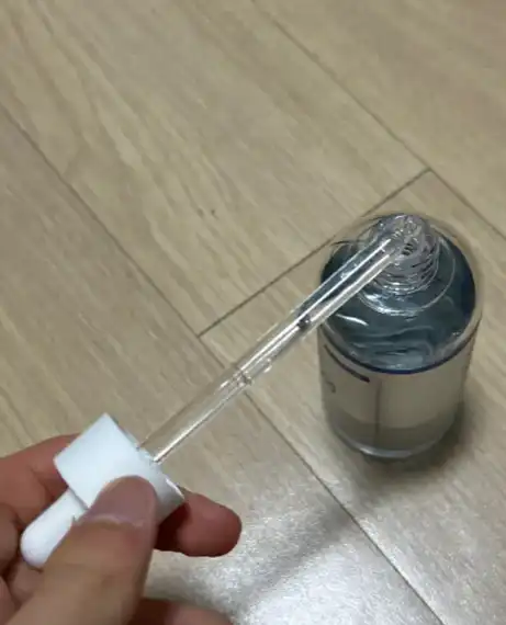 언니의파우치 리뷰 이미지 2 - [리얼 히알루로닉 블루 100 앰플]