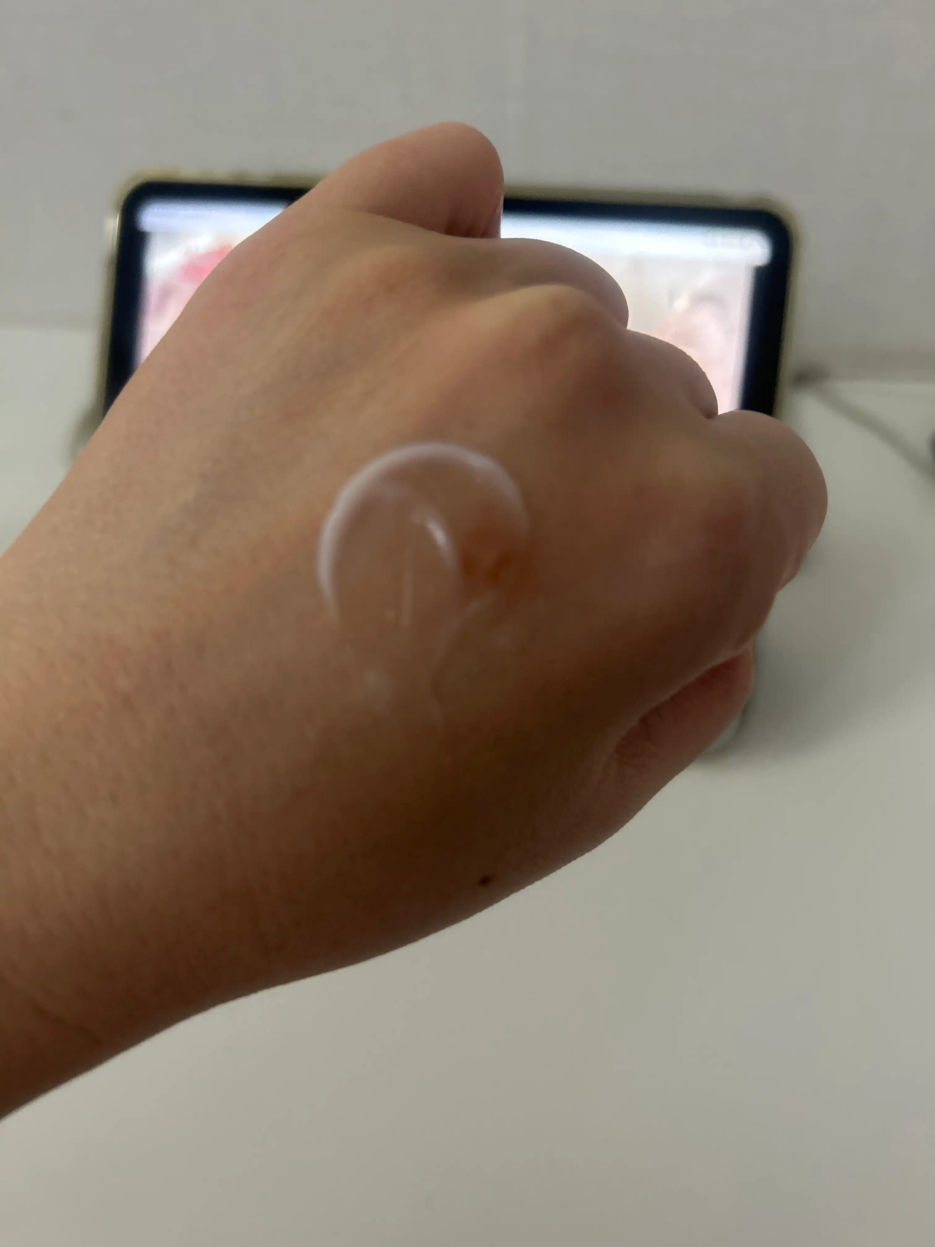 언니의파우치 리뷰 이미지 3 - [줄기세포 아이크림 [콜라겐]]