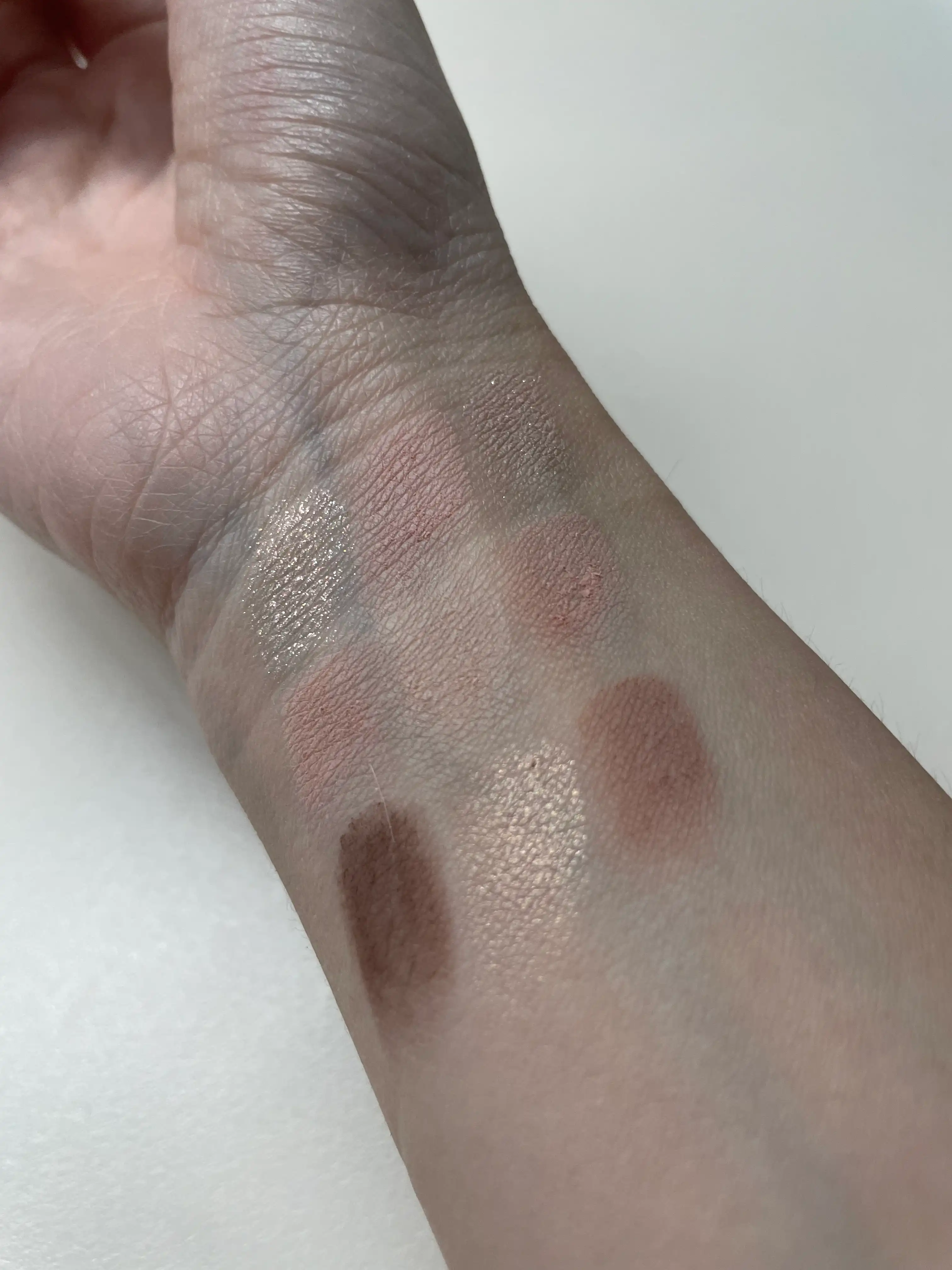 언니의파우치 리뷰 이미지 3 - [마이페이브 무드 아이팔레트 [레터프롬스프링]]