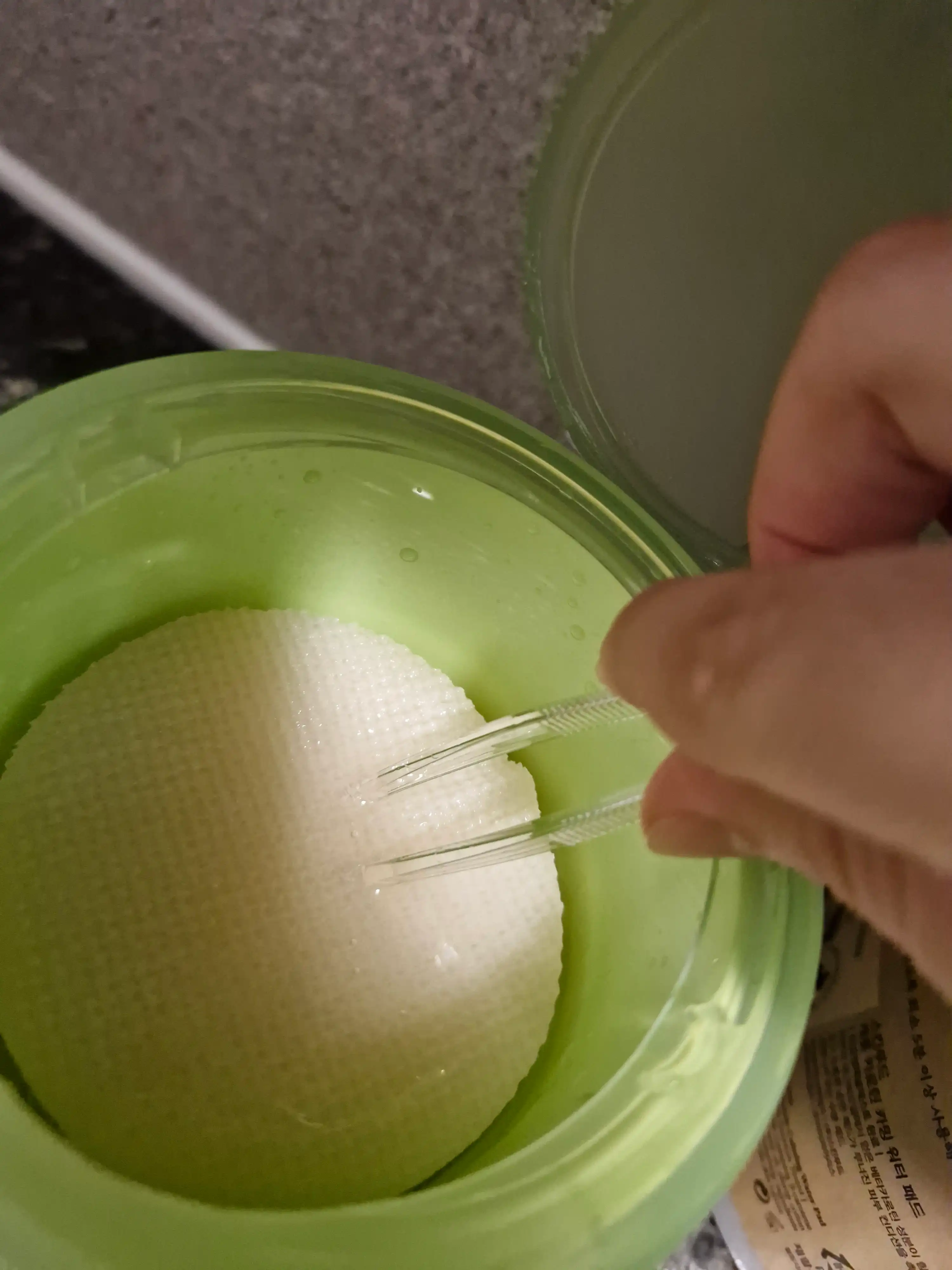 언니의파우치 리뷰 이미지 2 - [어성초 흔적 에센스 패드 클리어터치]