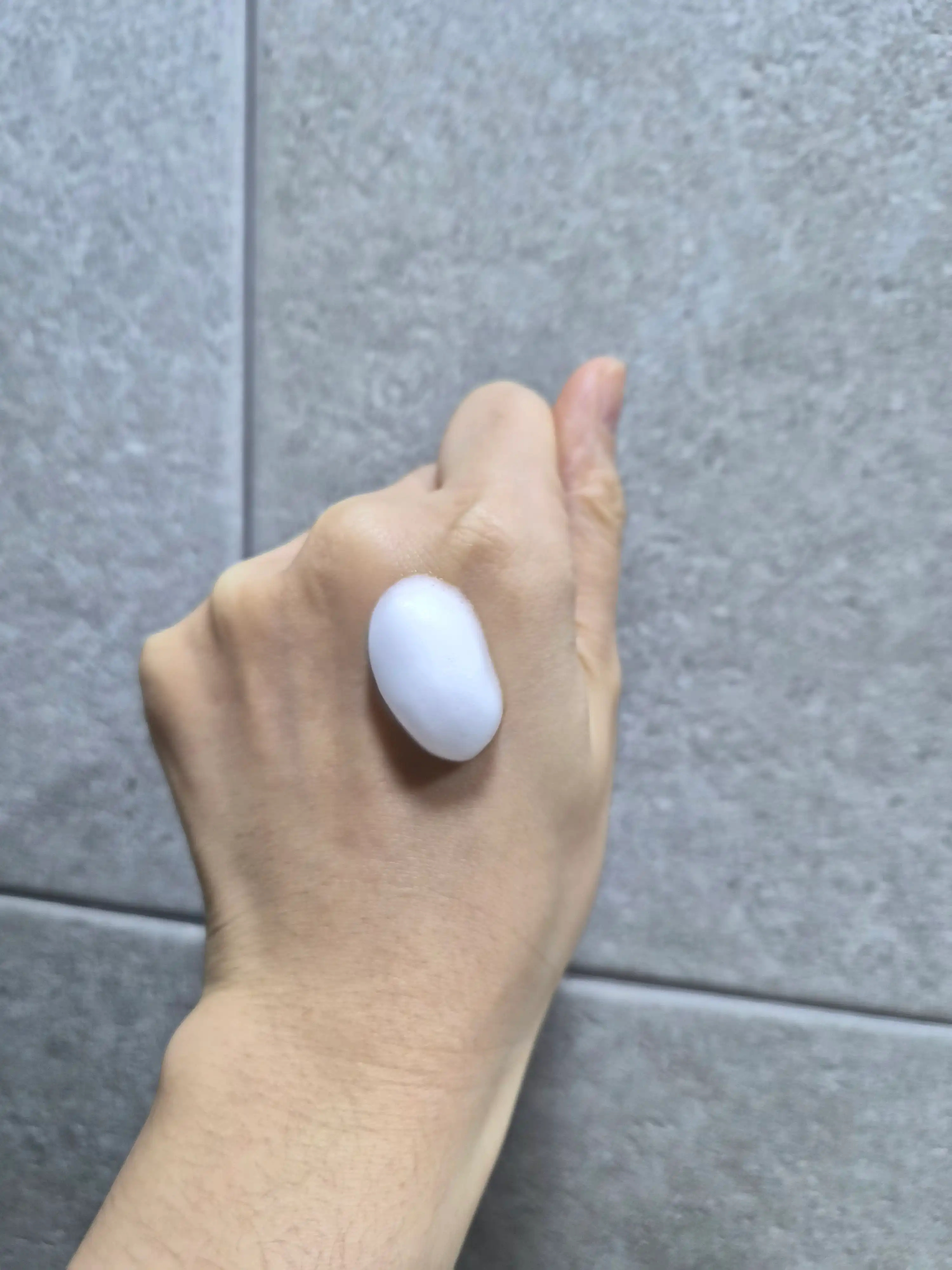 언니의파우치 리뷰 이미지 2 - [세라마이드 바세린 핸드워시]