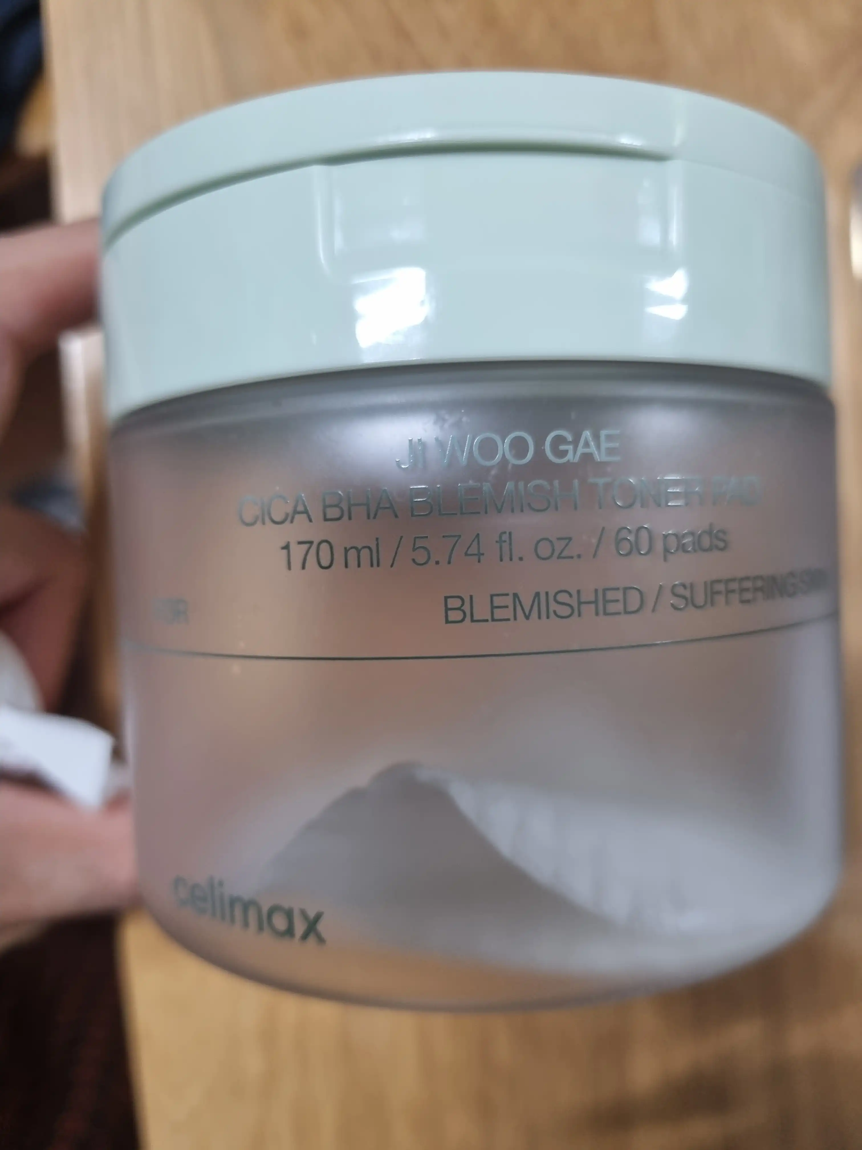 언니의파우치 리뷰 이미지 2 - [지우개 시카 바하 블레미쉬 토너 패드]