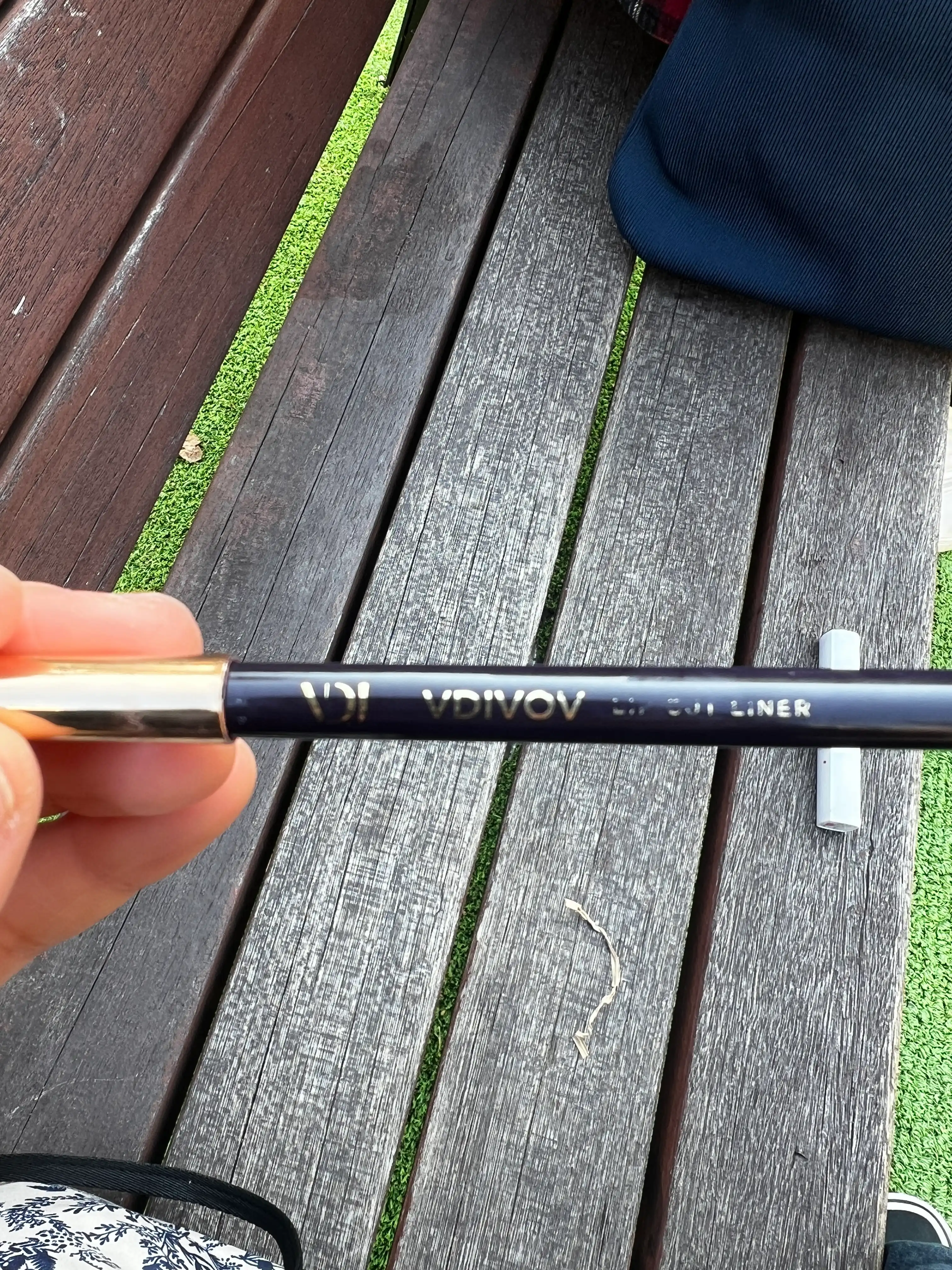 언니의파우치 리뷰 이미지 - [립컷 라이너 [401 하드 퍼플]]