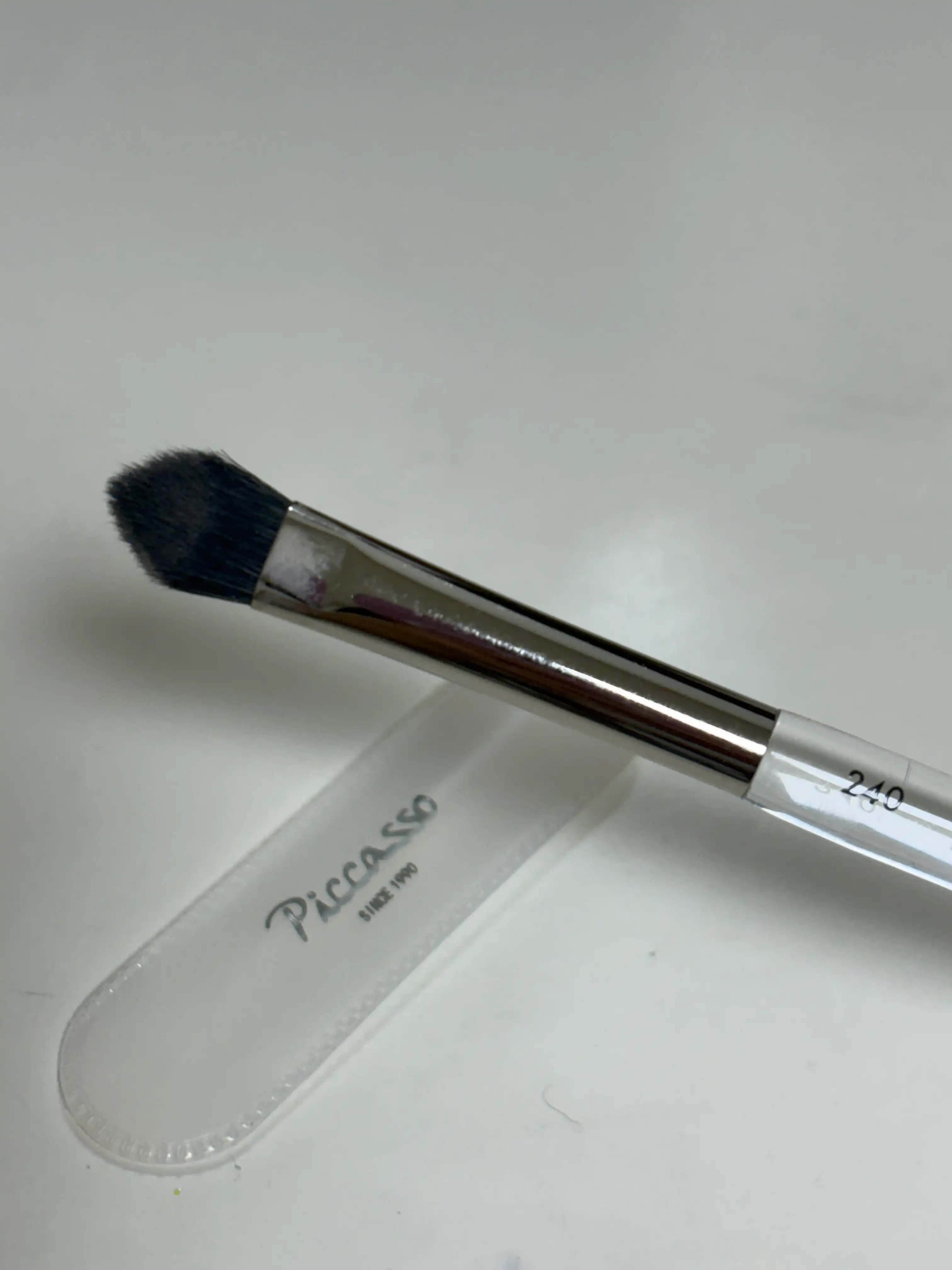 언니의파우치 리뷰 이미지 2 - [꼴레지오니 [240 아이섀도우]]