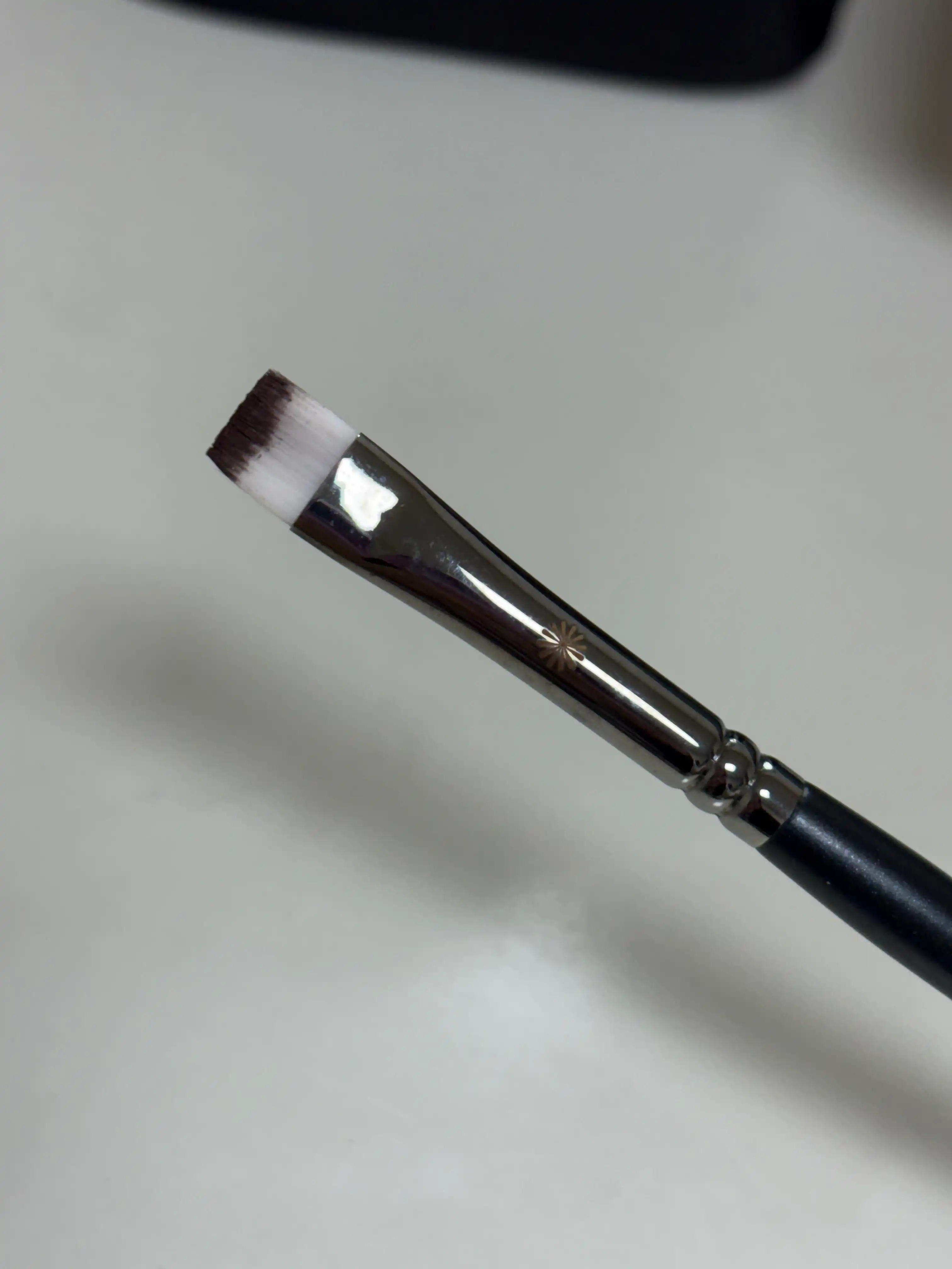 언니의파우치 리뷰 이미지 2 - [300 아이라이너 브러쉬]