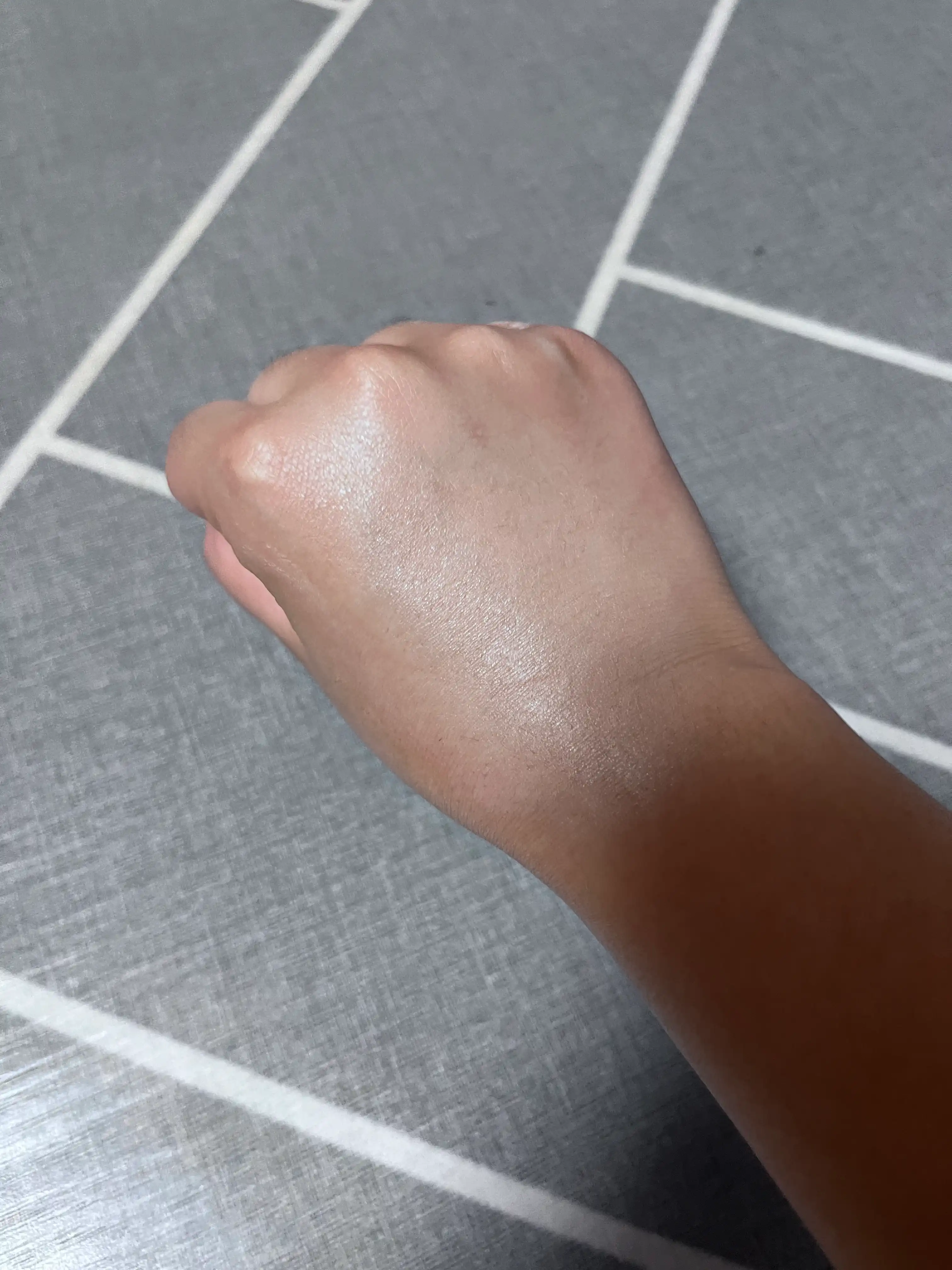 언니의파우치 리뷰 이미지 3 - [글루타치온좀 CC 선크림 토닝 튜브]