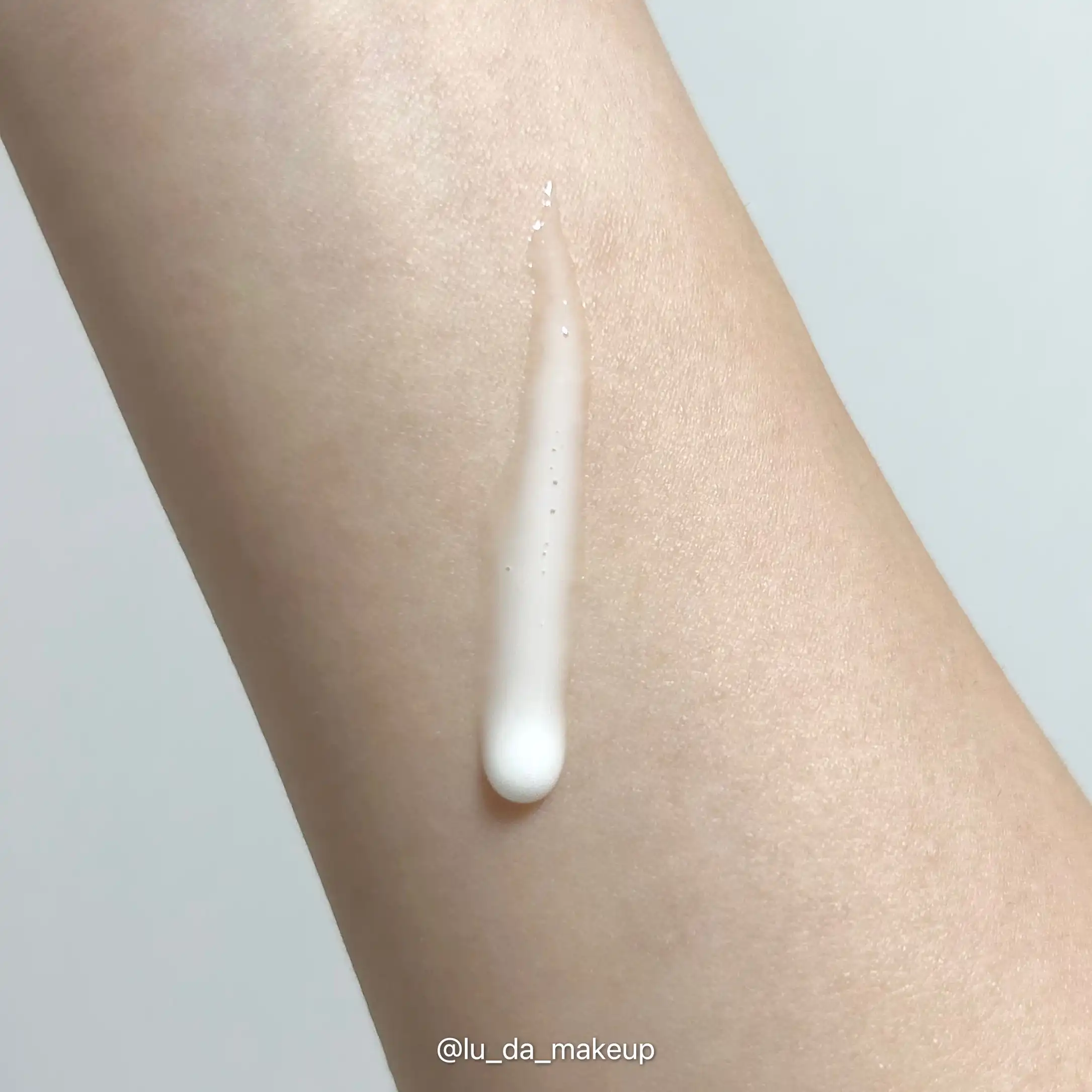 언니의파우치 리뷰 이미지 3 - [레티노타이트닝 앰플]