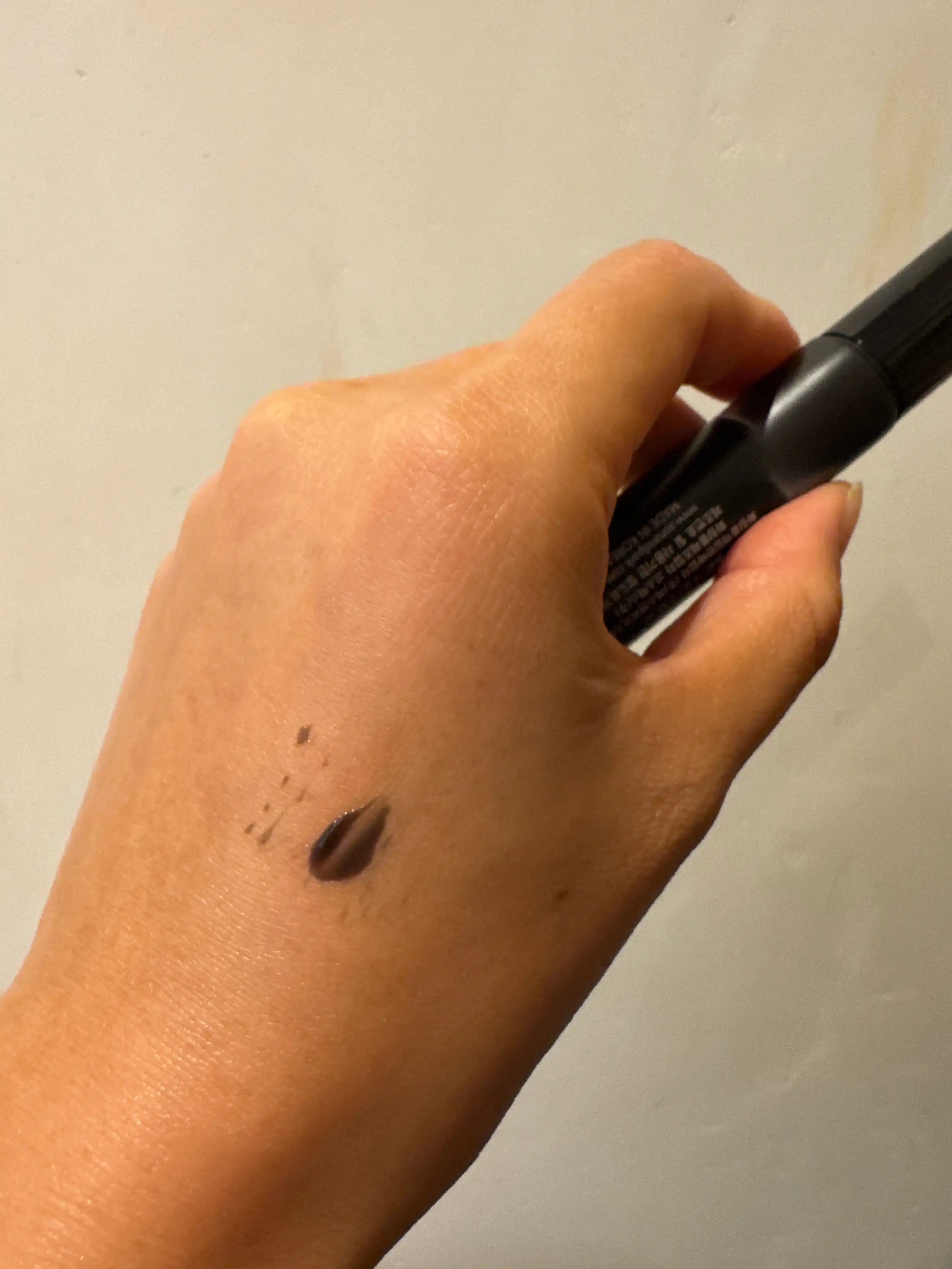 언니의파우치 리뷰 이미지 3 - [리얼 아이래쉬 세럼 블랙]