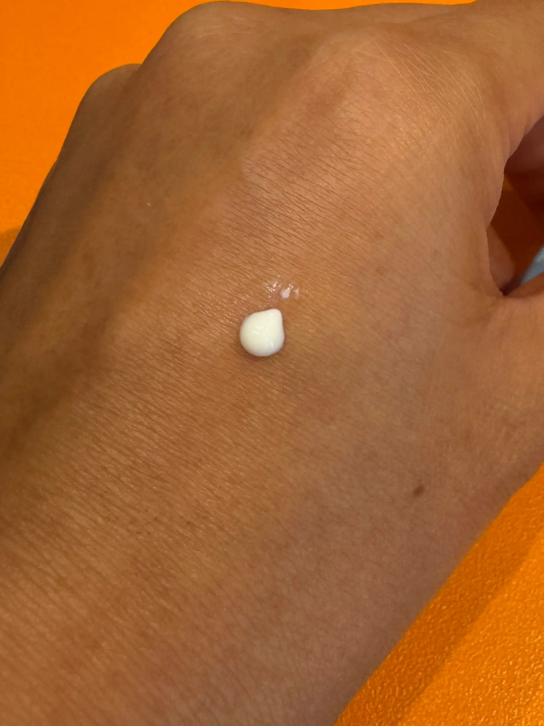 언니의파우치 리뷰 이미지 3 - [프리미엄 비건 액티비티 선크림]