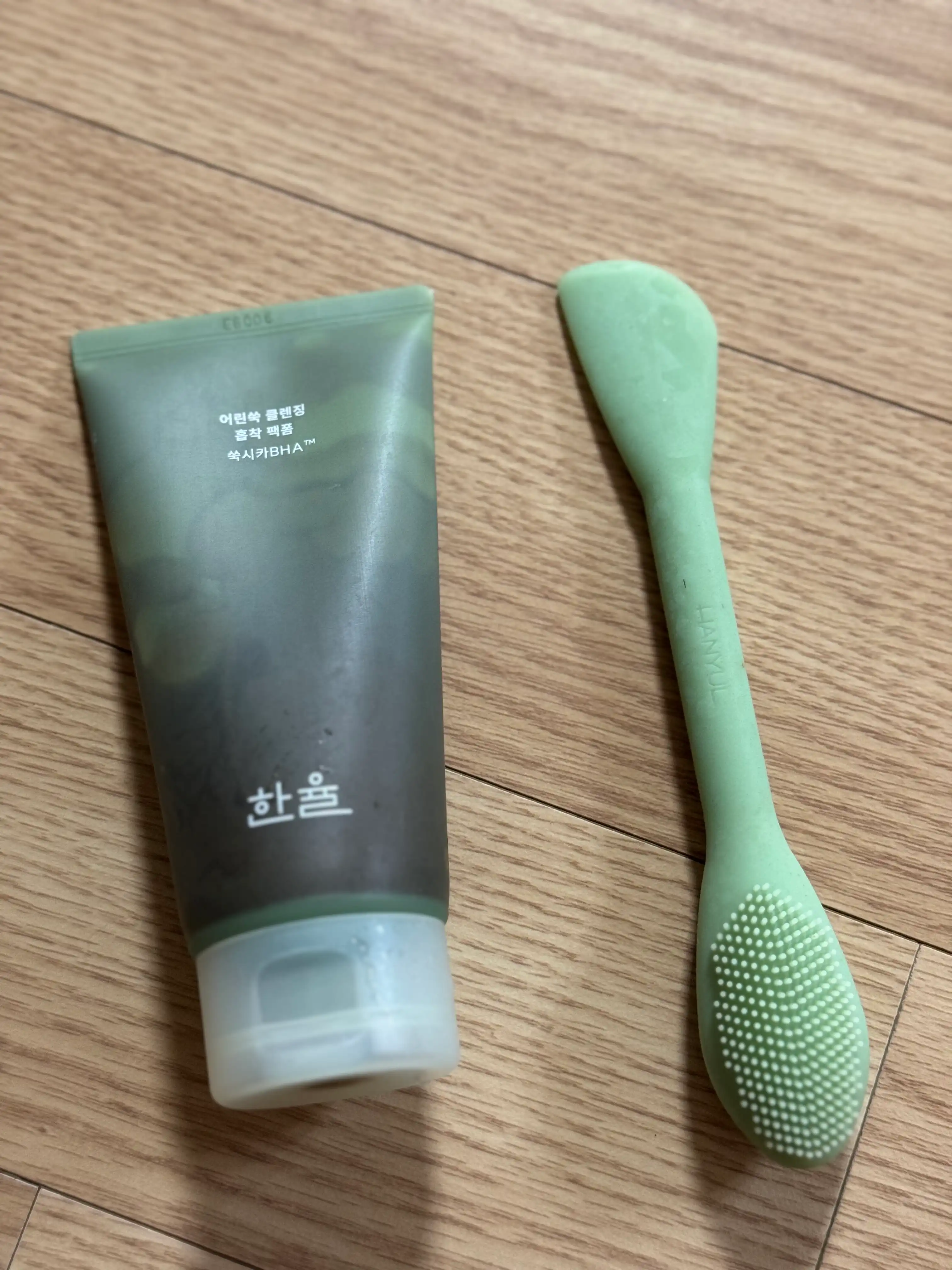 언니의파우치 리뷰 이미지 - [어린쑥 클렌징 흡착 팩폼]