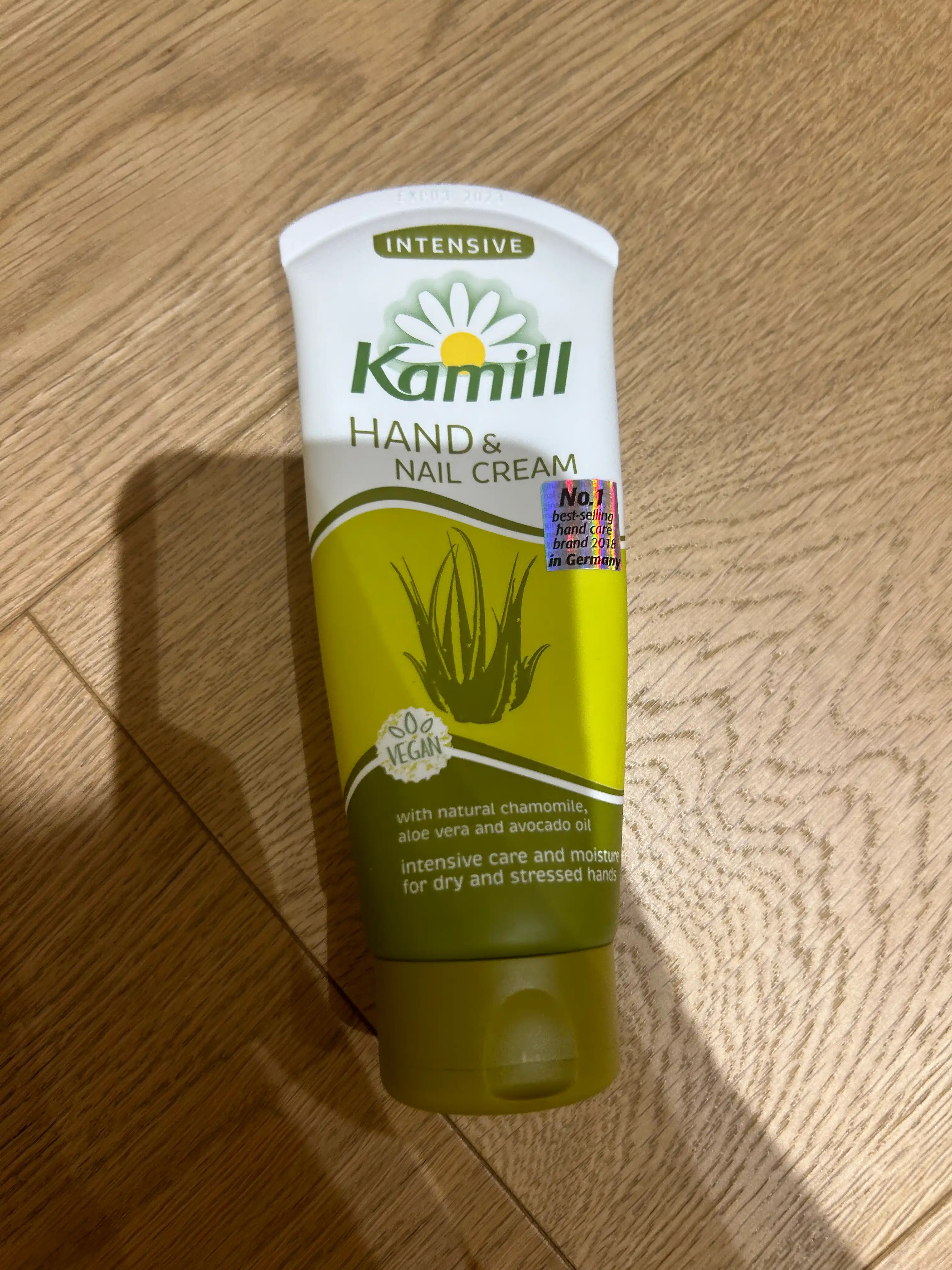 언니의파우치 리뷰 이미지 2 - [핸드 앤 네일 크림 인텐시브]