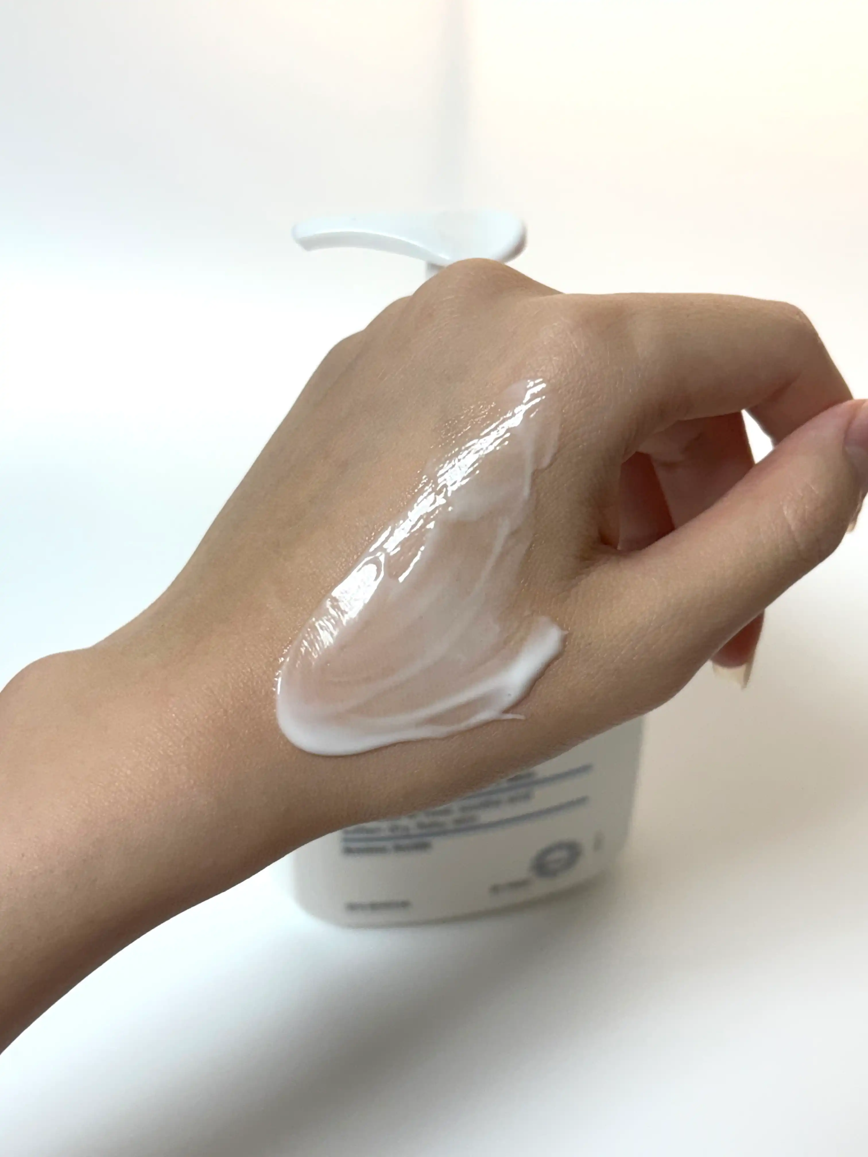 언니의파우치 리뷰 이미지 3 - [모이스춰라이징 로션]