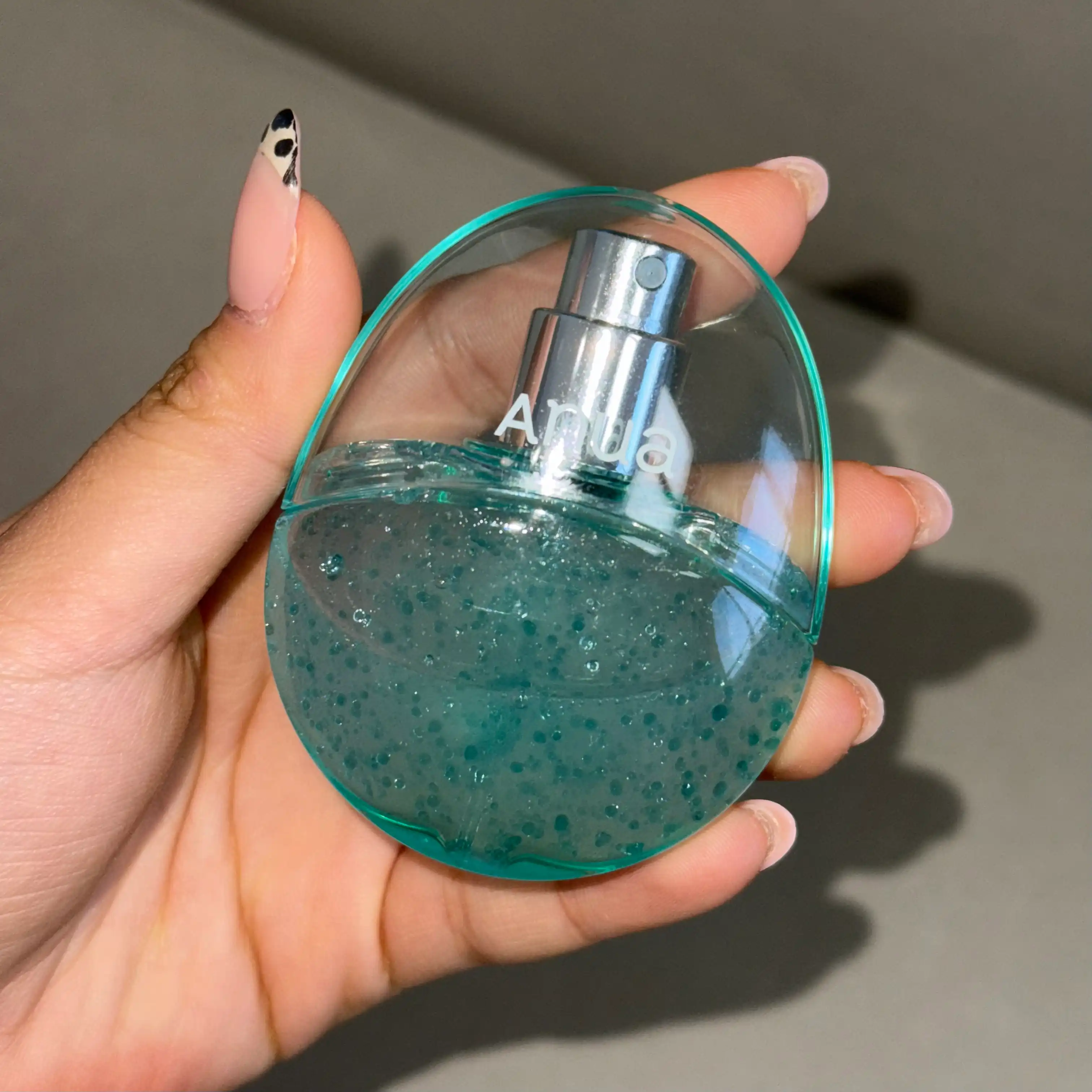 언니의파우치 리뷰 이미지 3 - [피디알엔 히알루론산 수분 캡슐 미스트]