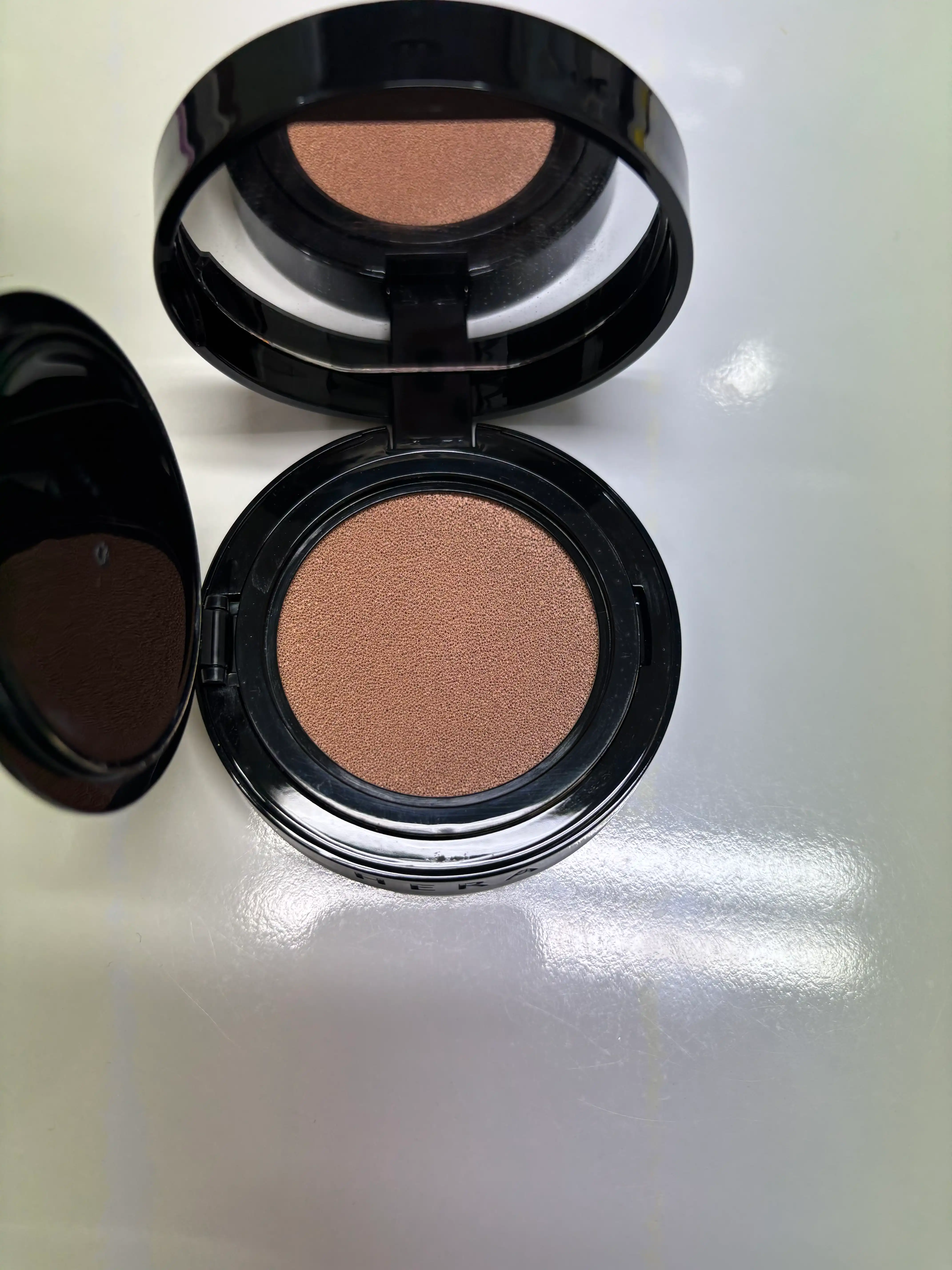 언니의파우치 리뷰 이미지 2 - [블랙 쿠션 파운데이션]