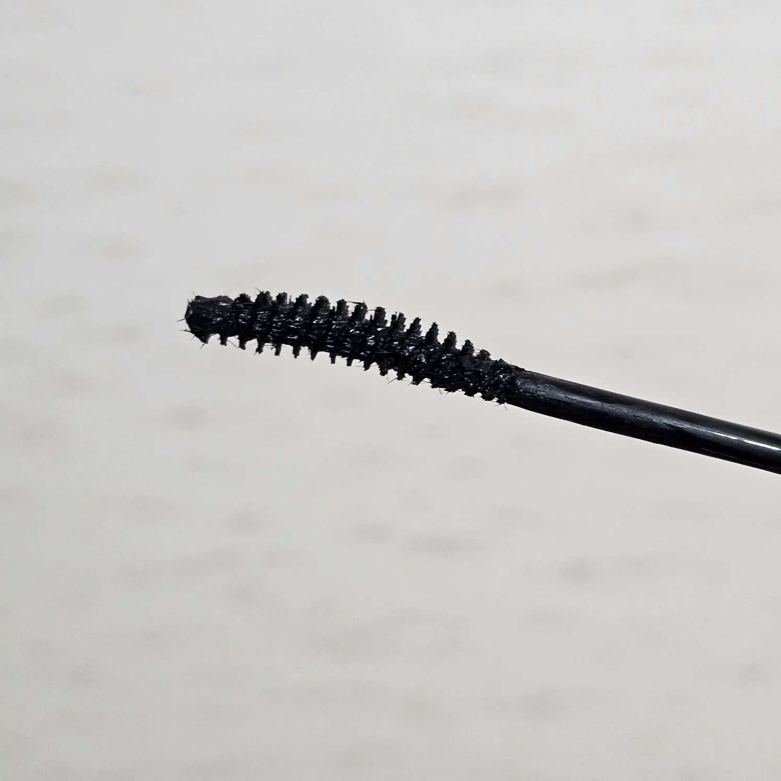 언니의파우치 리뷰 이미지 2 - [킬래쉬 수퍼프루프 마스카라]