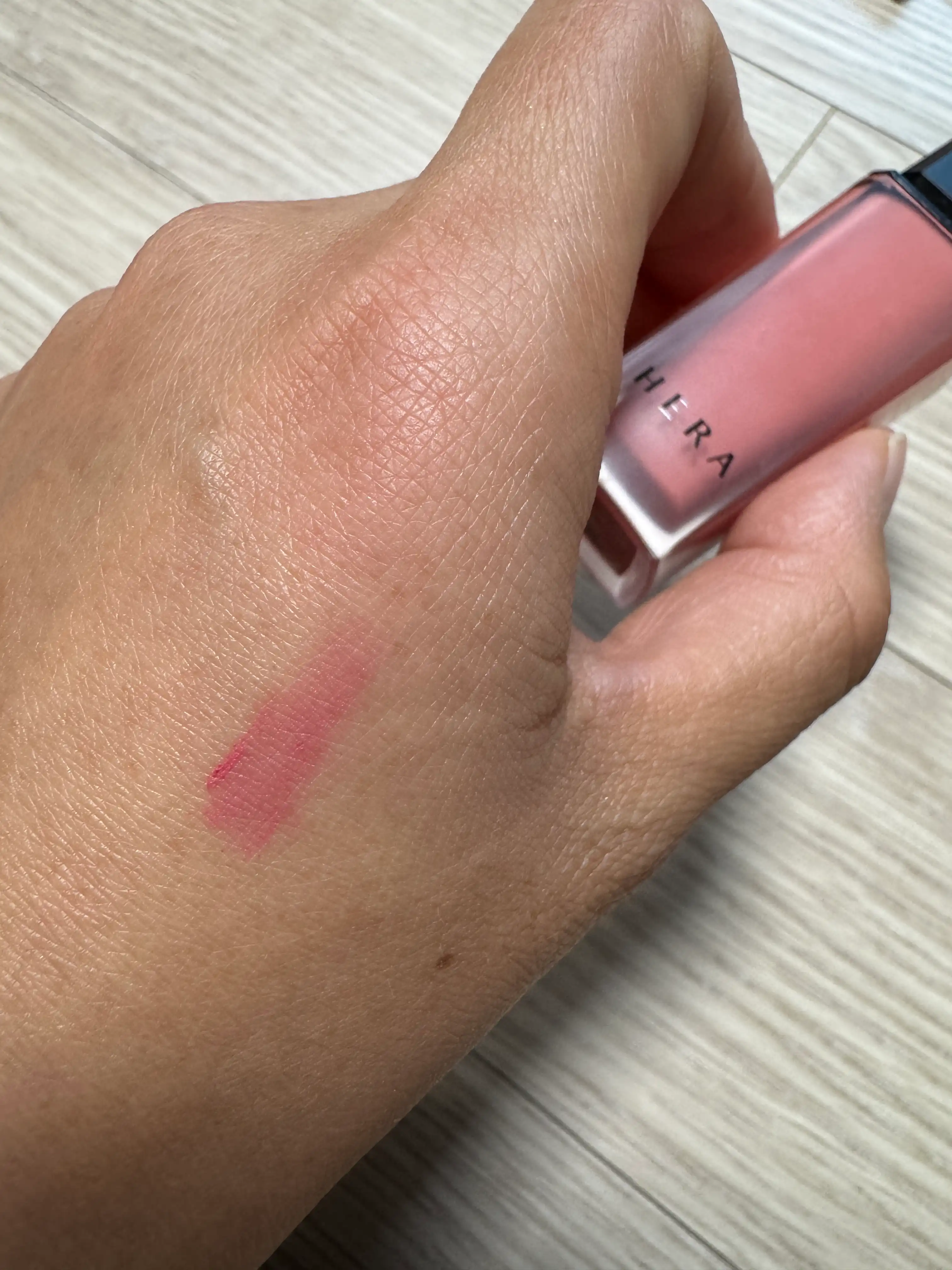 언니의파우치 리뷰 이미지 3 - [센슈얼 파우더 매트 리퀴드]