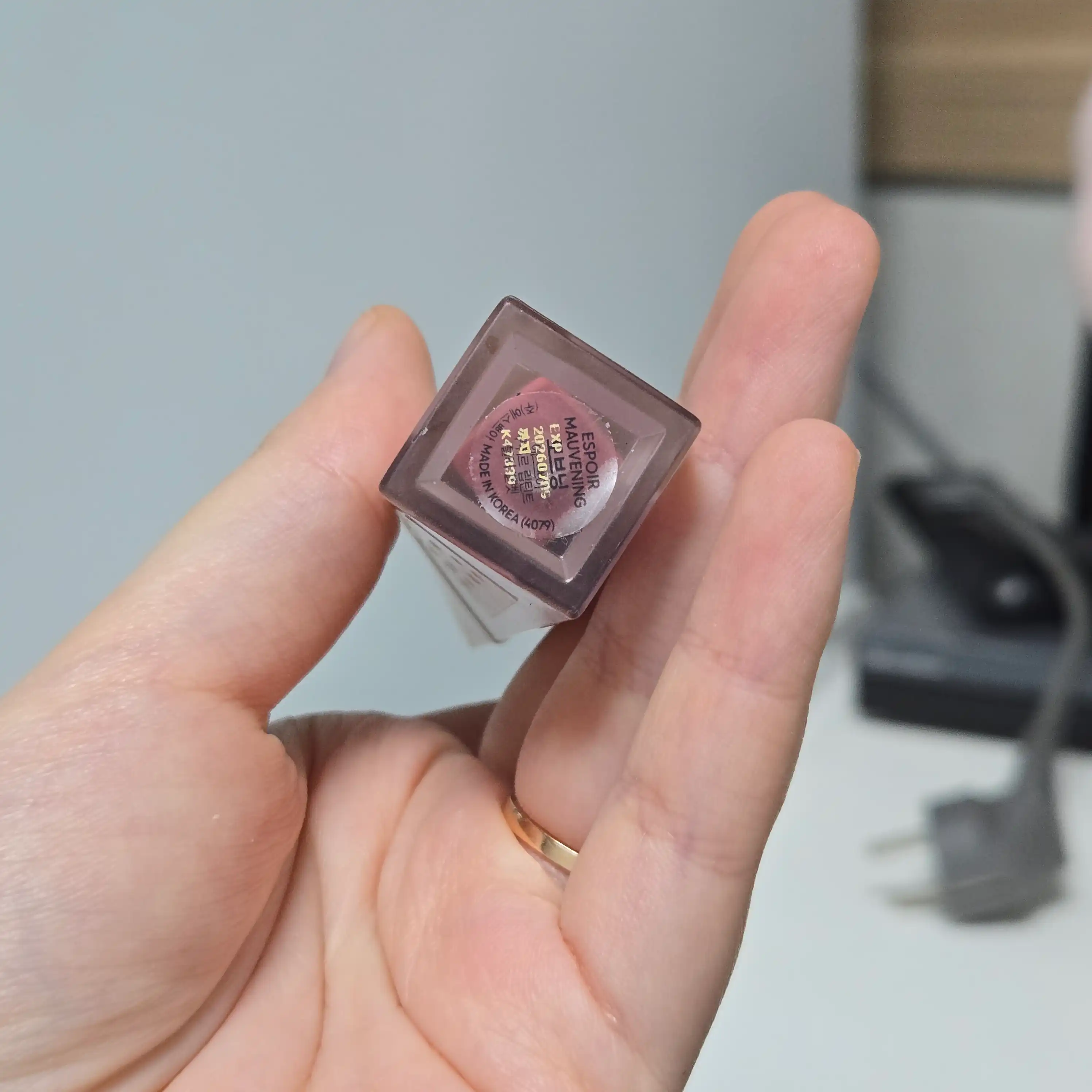 언니의파우치 리뷰 이미지 2 - [꾸뛰르 립틴트 블러 벨벳]