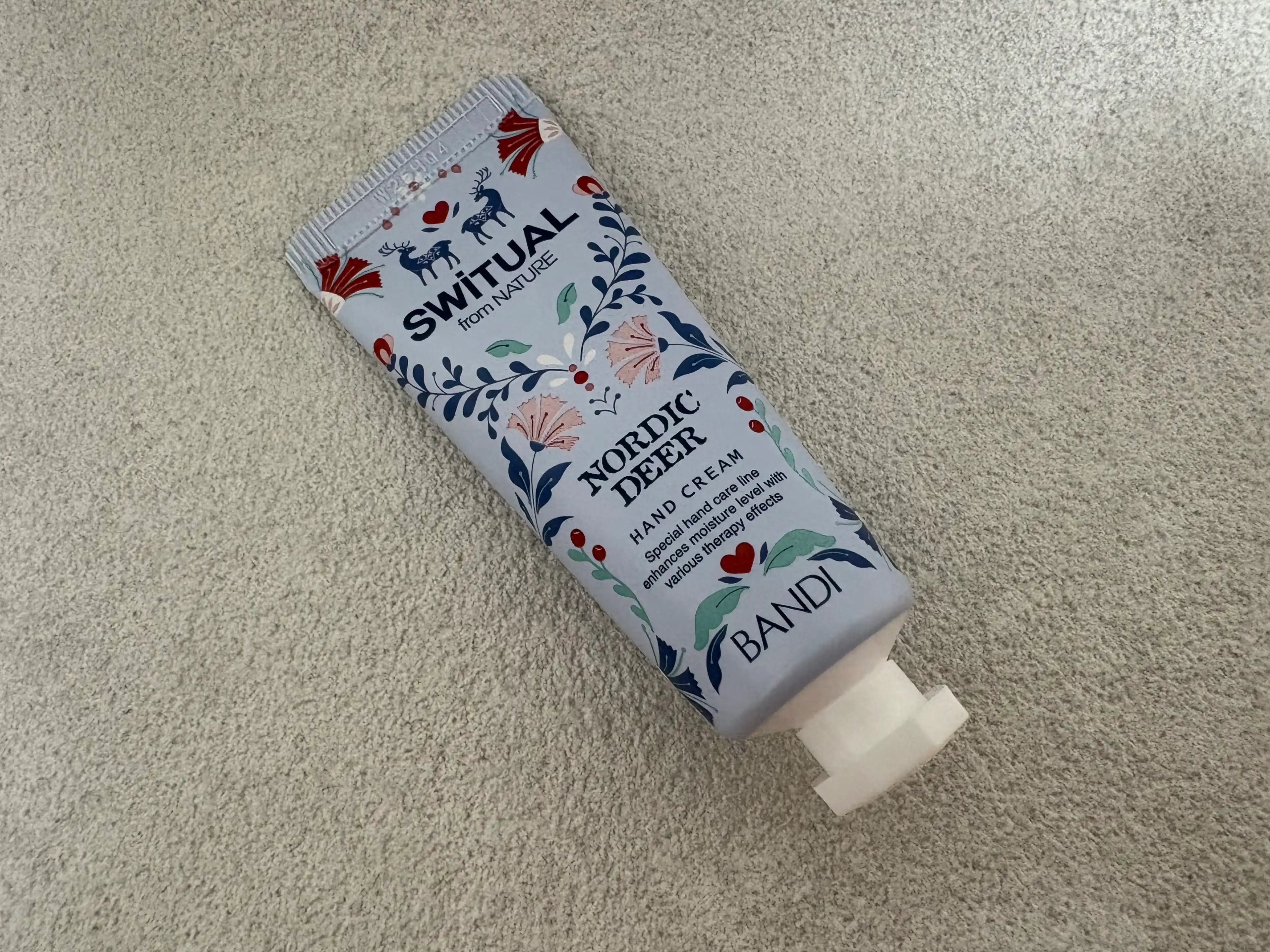 언니의파우치 리뷰 이미지 - [스위츄얼 핸드크림 [노르딕디어]]