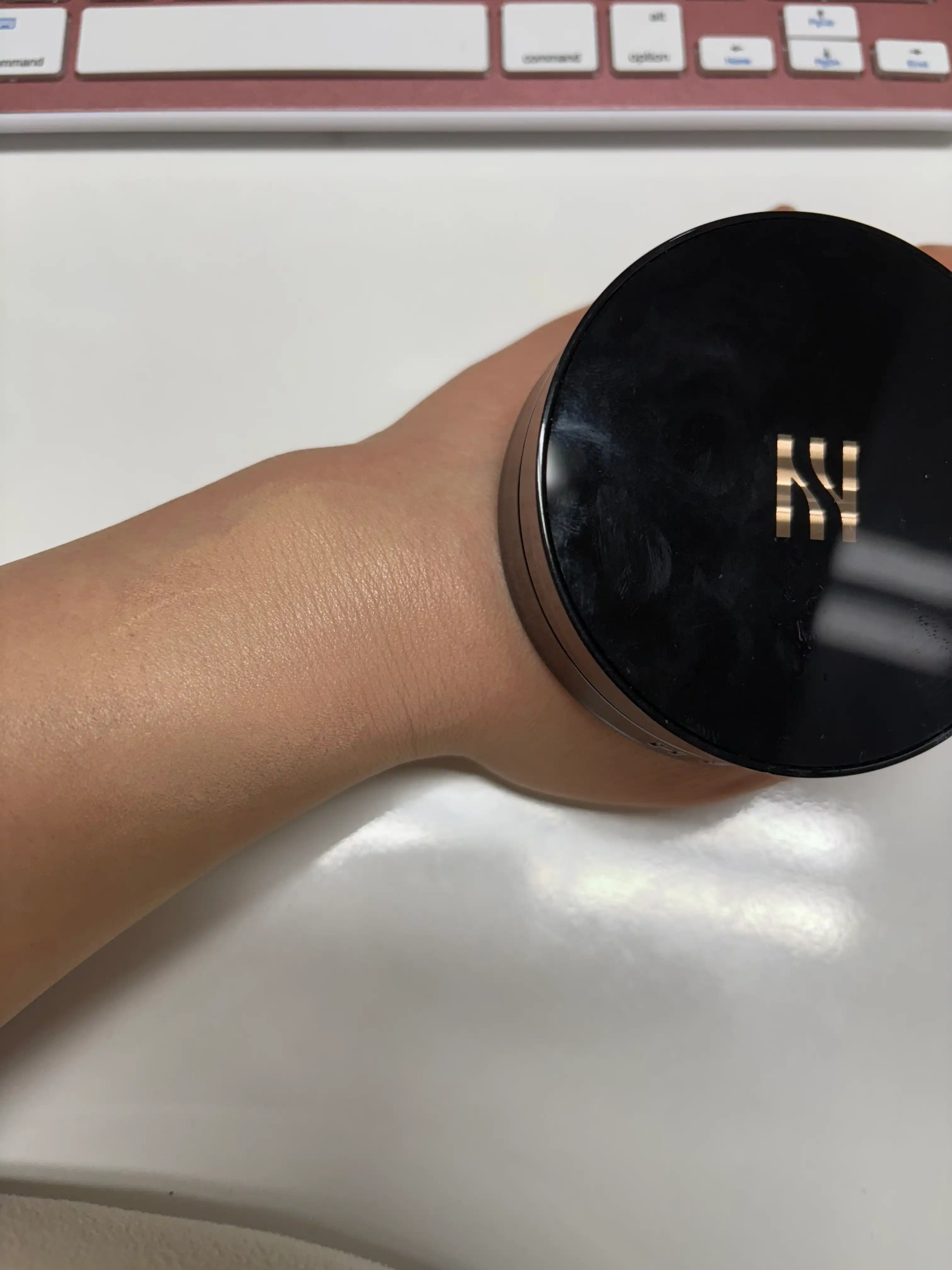 언니의파우치 리뷰 이미지 3 - [블랙 쿠션 파운데이션]