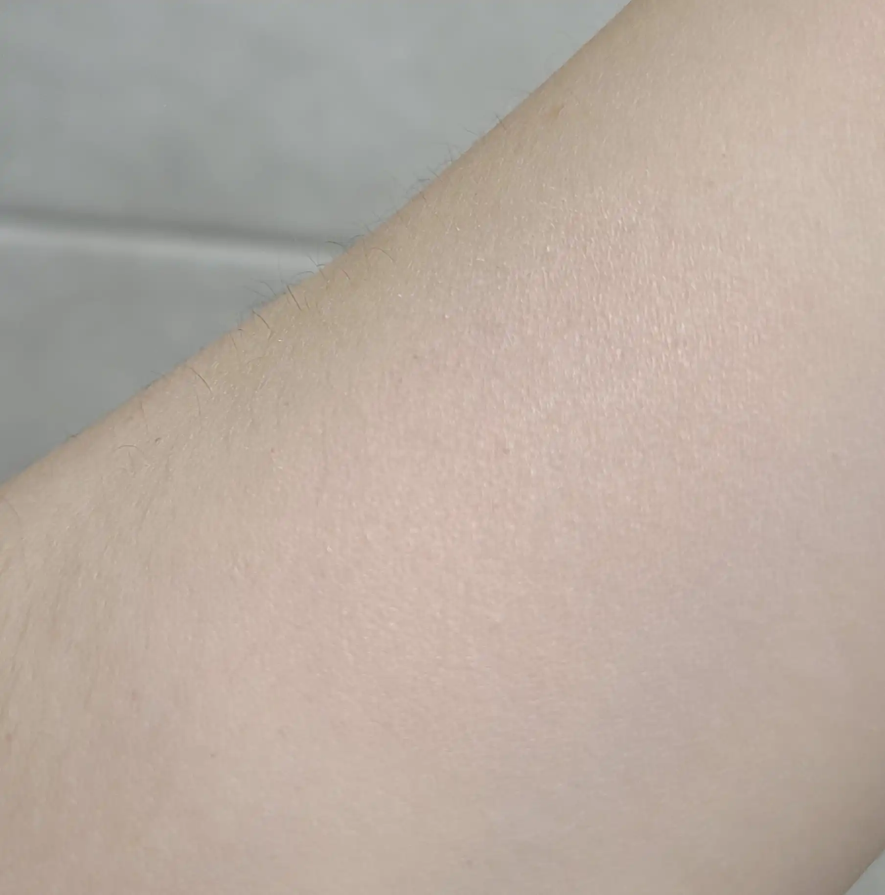 언니의파우치 리뷰 이미지 2 - [에센셜 블러쉬 탭]