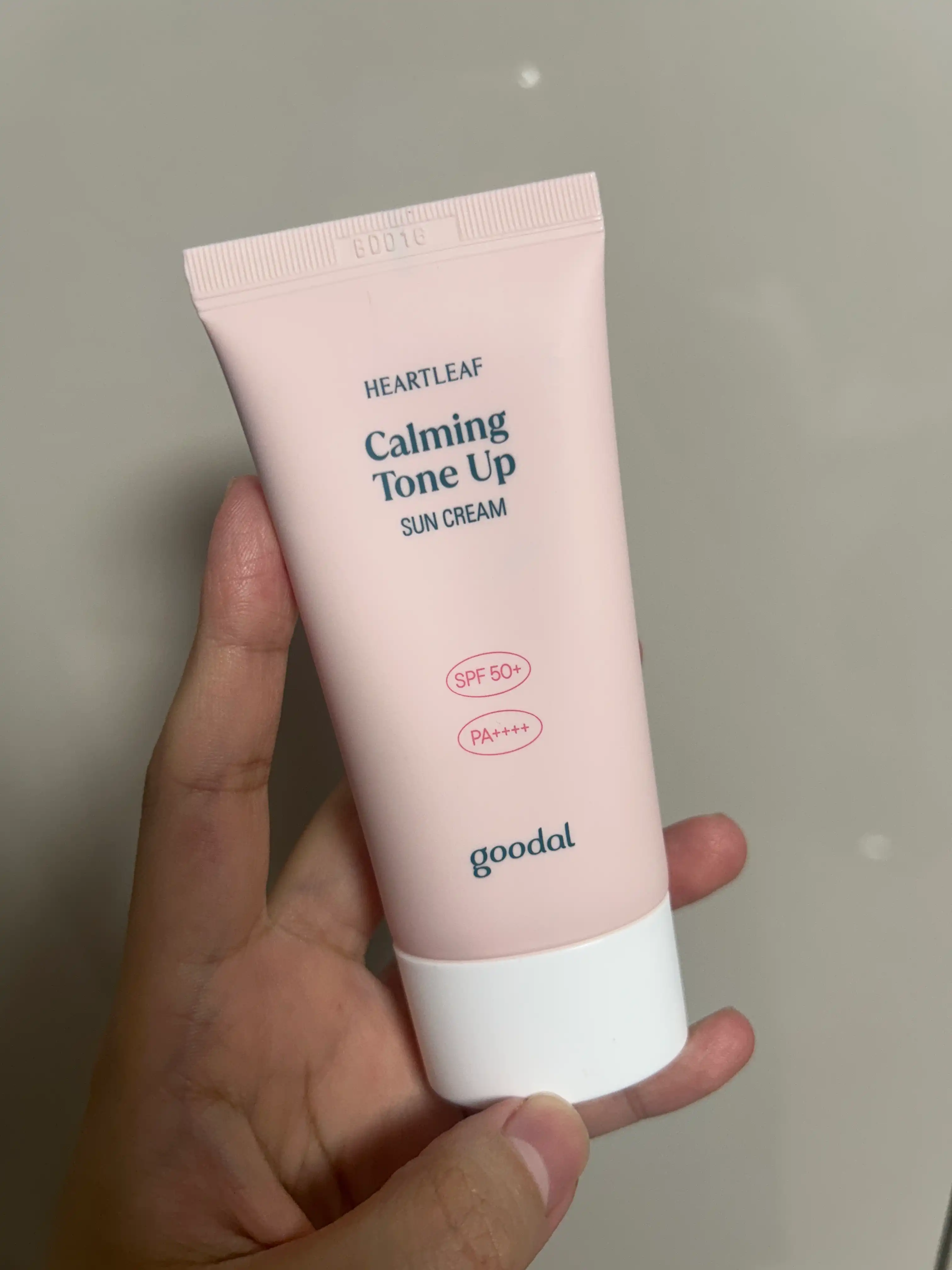 언니의파우치 리뷰 이미지 - [맑은 어성초 진정 수분 톤업 선크림]