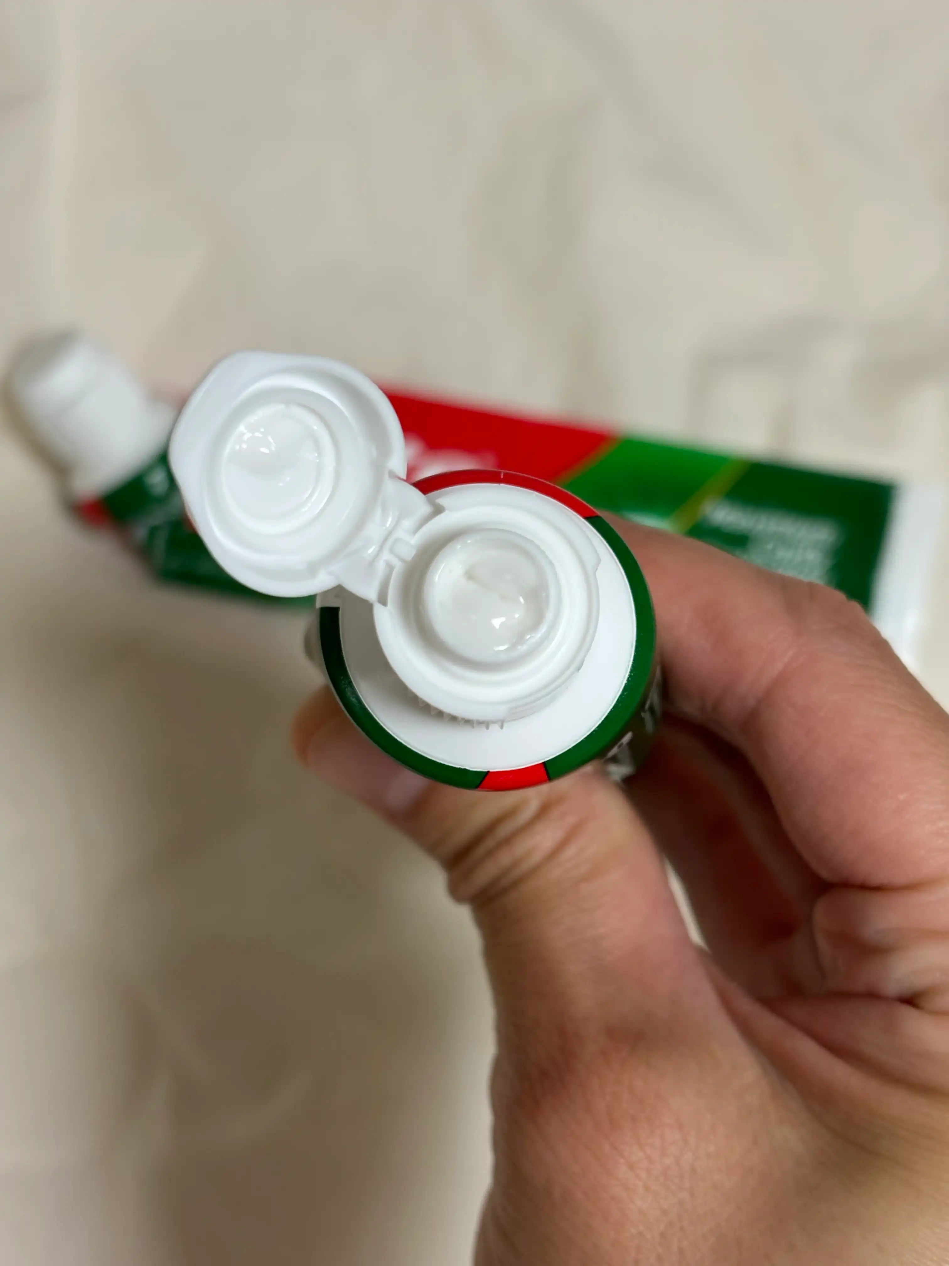 언니의파우치 리뷰 이미지 2 - [캐비티 프로텍션 불소치약 쿨민트]