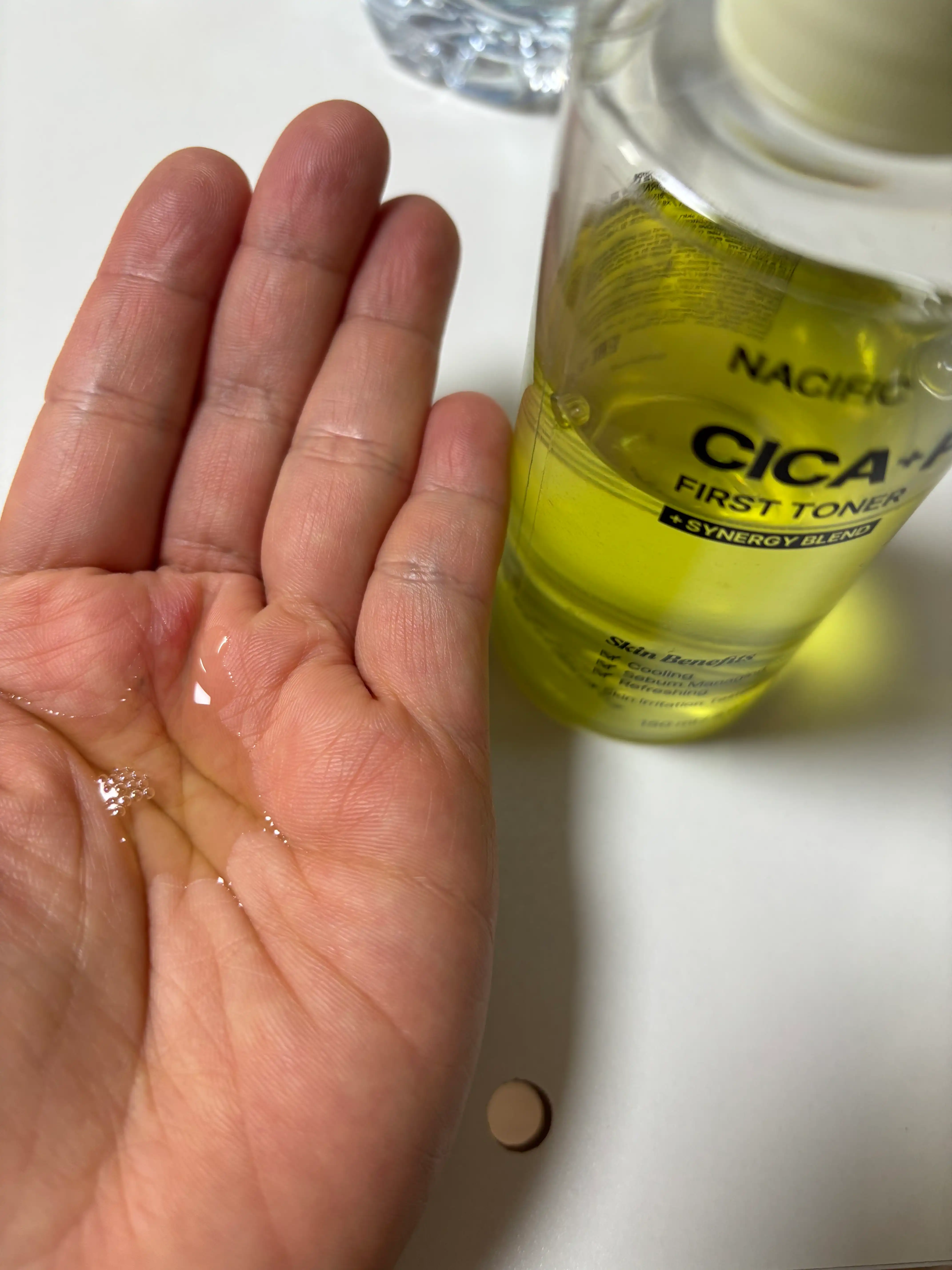 언니의파우치 리뷰 이미지 2 - [새싹 시카 피디알엔 퍼스트 토너]