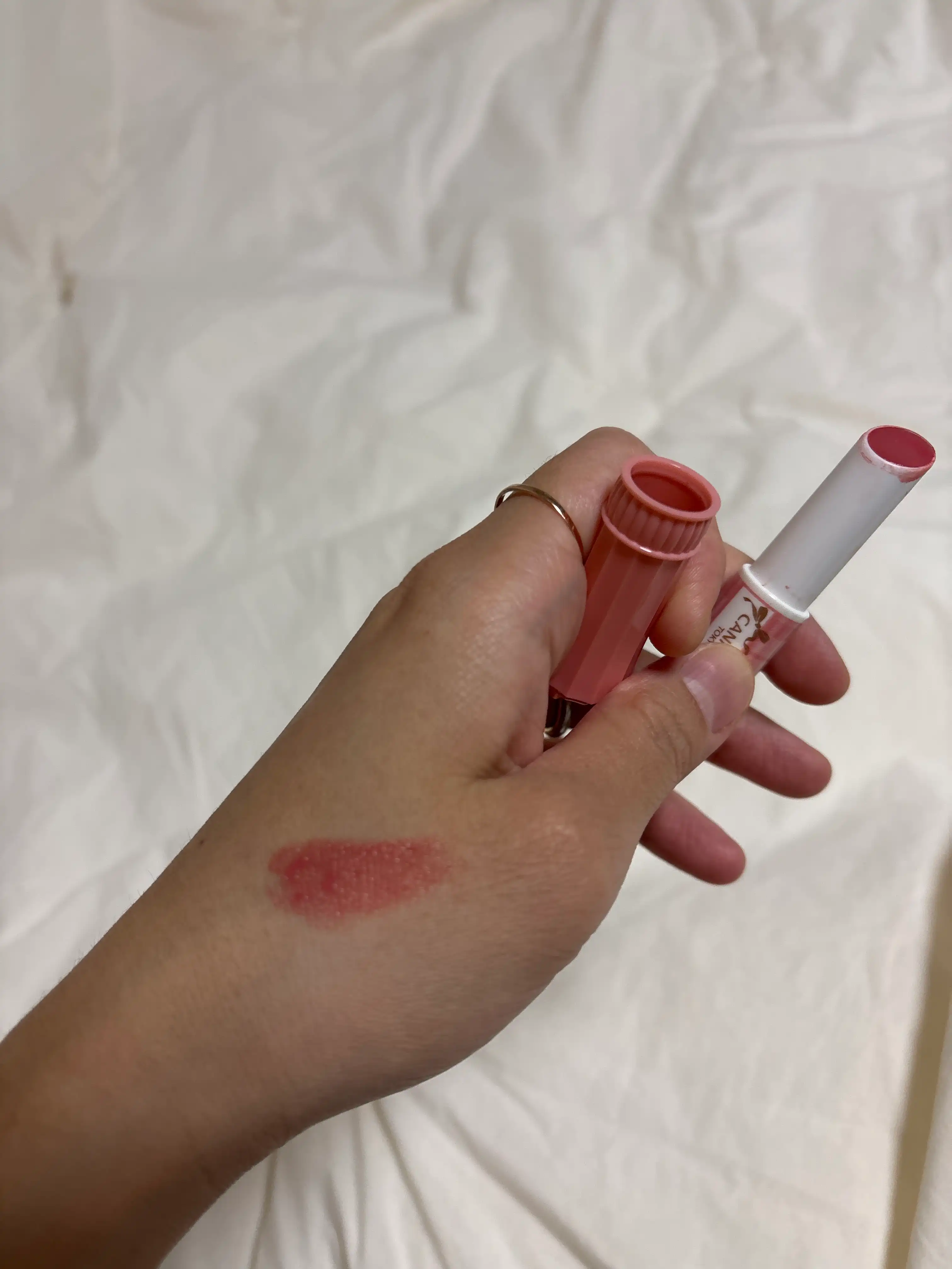 언니의파우치 리뷰 이미지 2 - [무치푸루 틴트]